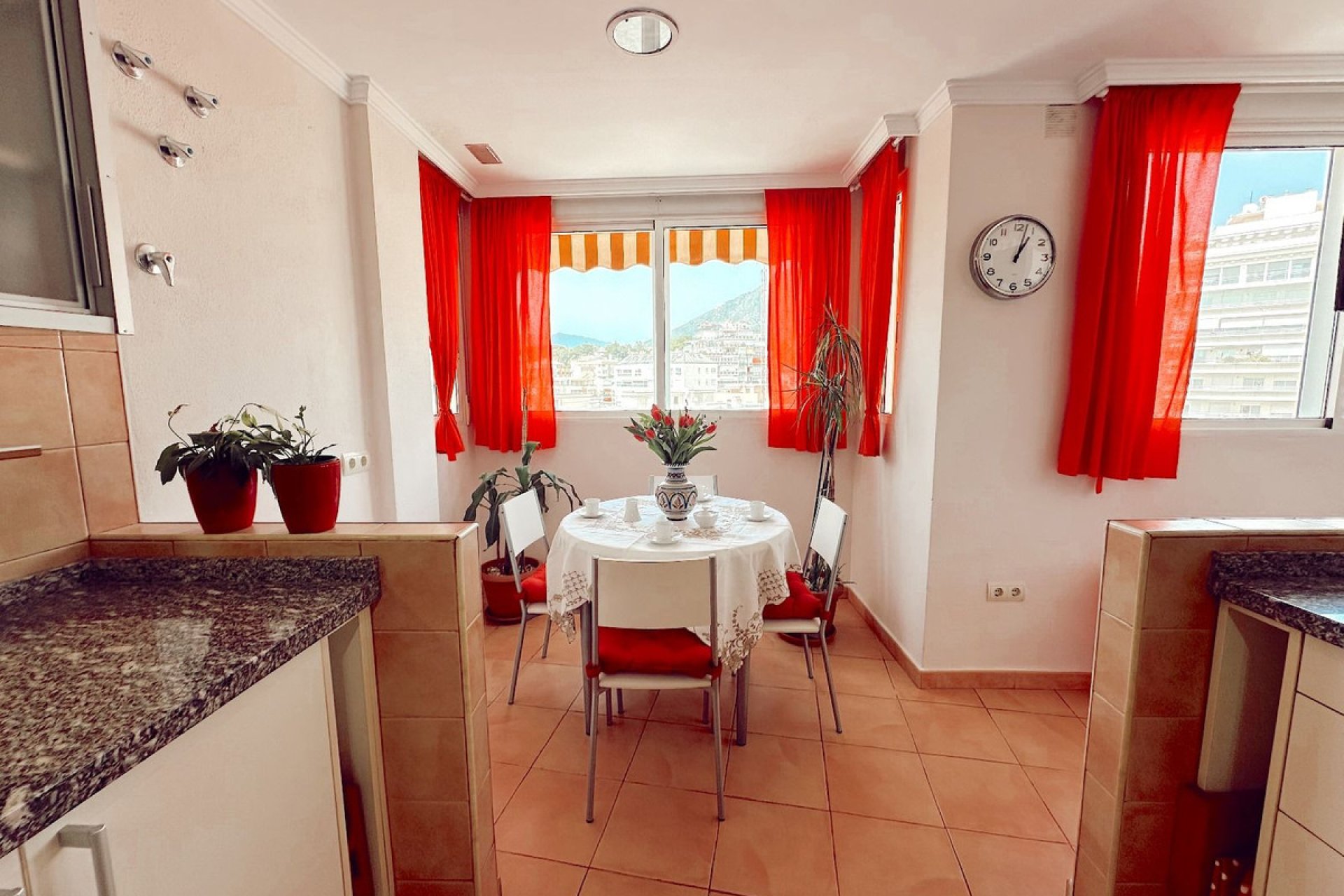 Resale - Apartment - Penthouse - Marbella - Marbella Centro