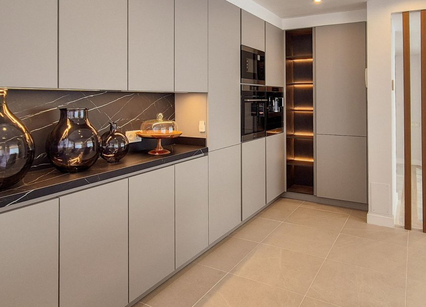 Resale - Apartment - Penthouse - Marbella - Marbella Centro