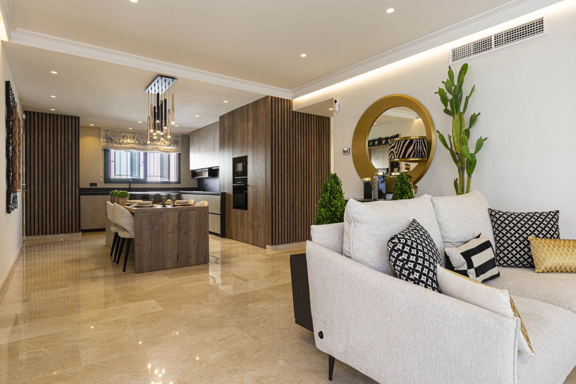 Resale - Apartment - Penthouse - Marbella - Marbella Centro