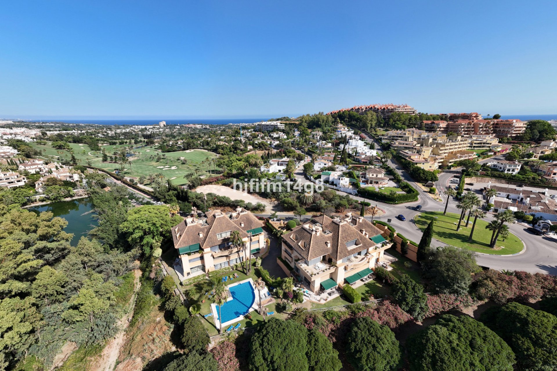 Resale - Apartment - Penthouse - Marbella - Nueva Andalucia