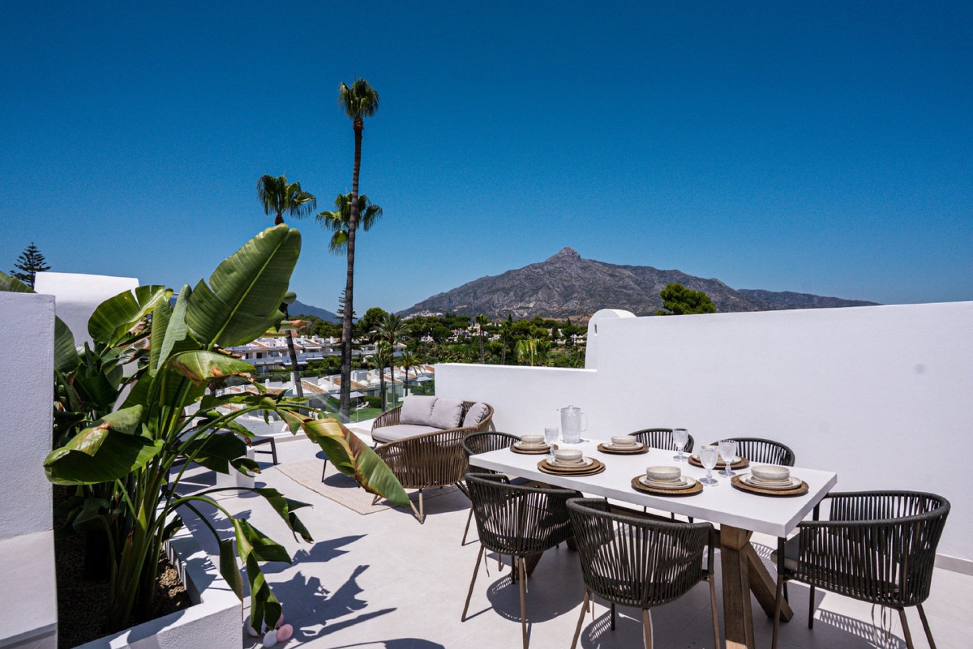 Resale - Apartment - Penthouse - Marbella - Nueva Andalucia