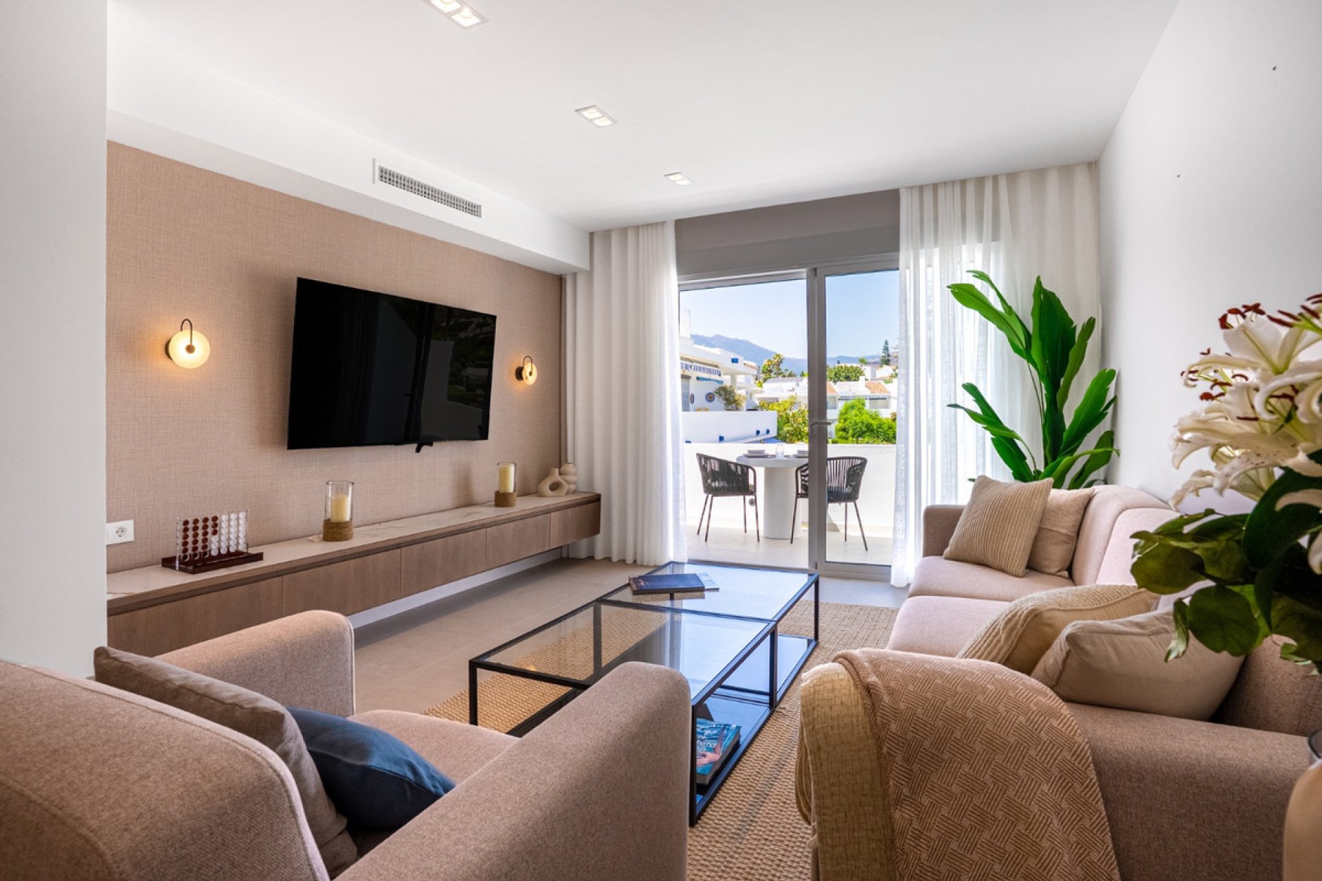 Resale - Apartment - Penthouse - Marbella - Nueva Andalucia