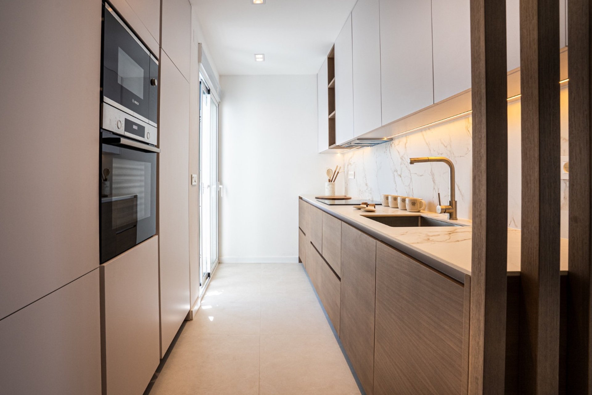 Resale - Apartment - Penthouse - Marbella - Nueva Andalucia