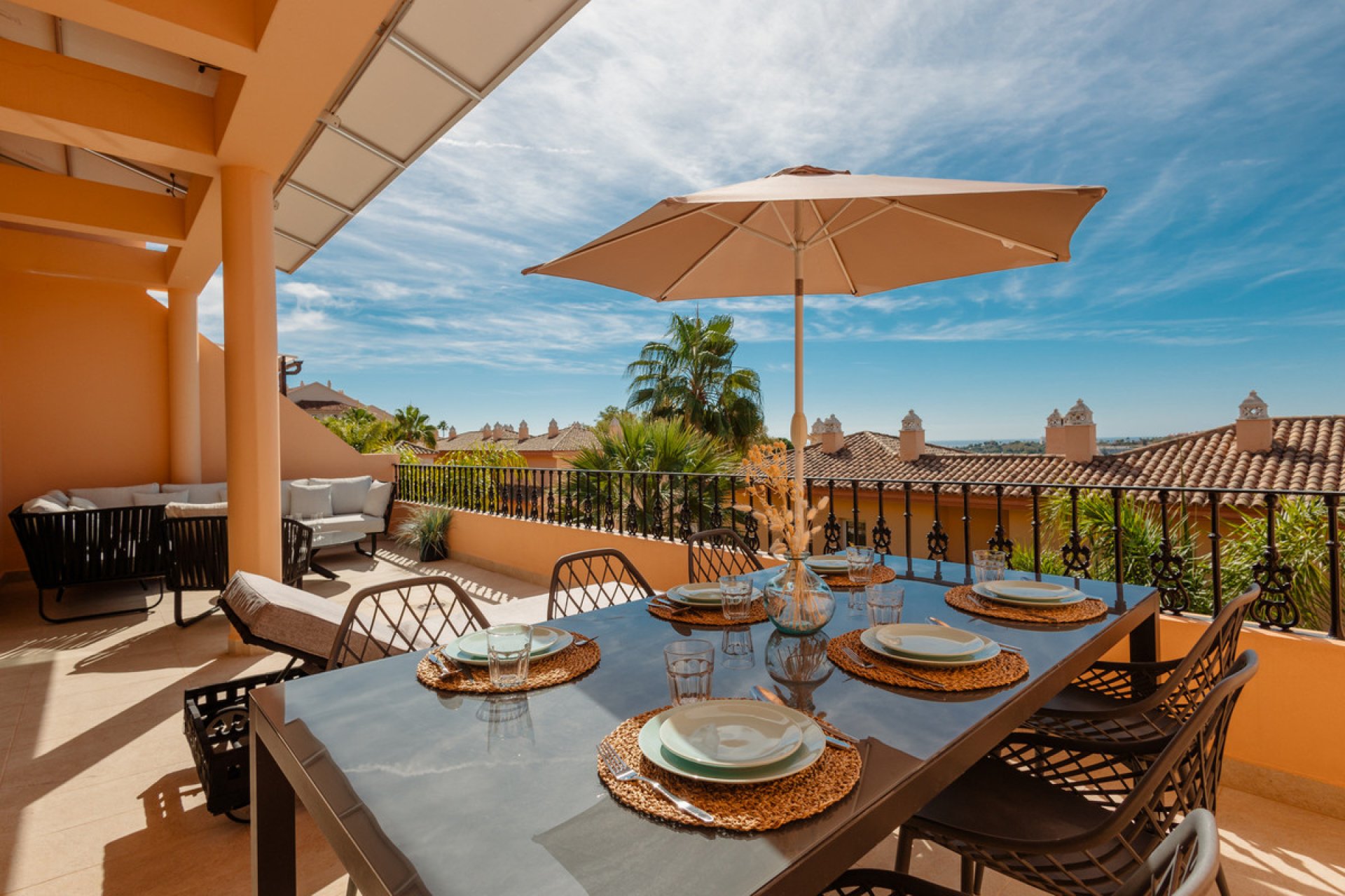 Resale - Apartment - Penthouse - Marbella - Nueva Andalucia