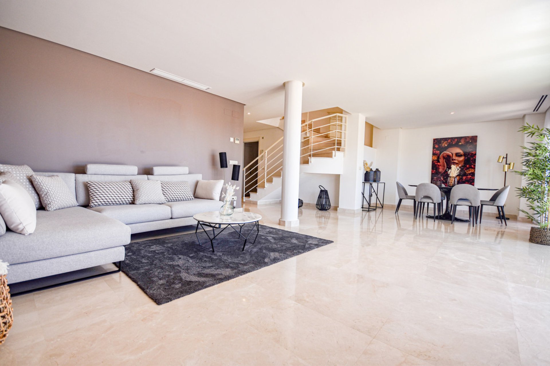 Resale - Apartment - Penthouse - Marbella - Nueva Andalucia