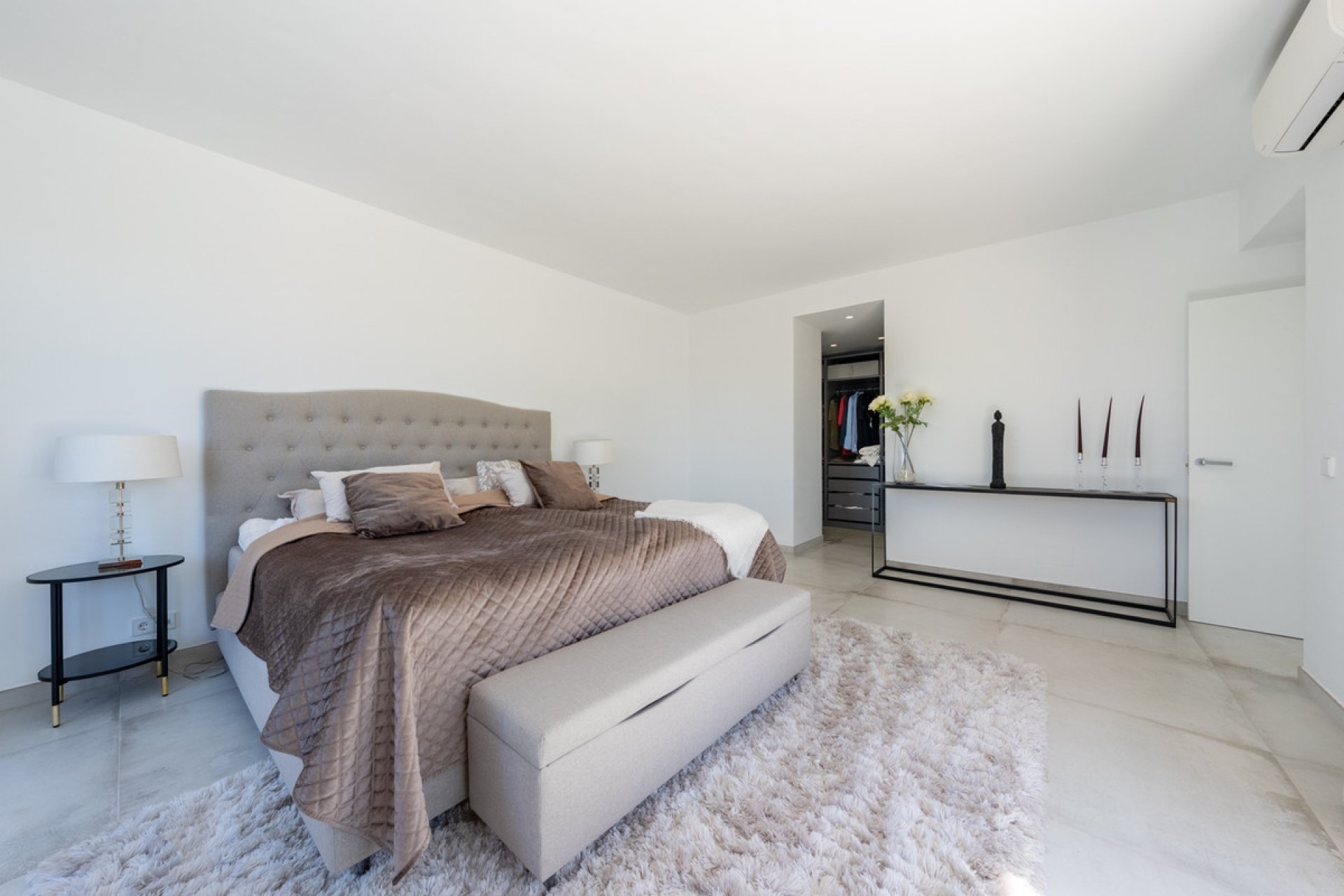 Resale - Apartment - Penthouse - Marbella - Nueva Andalucia