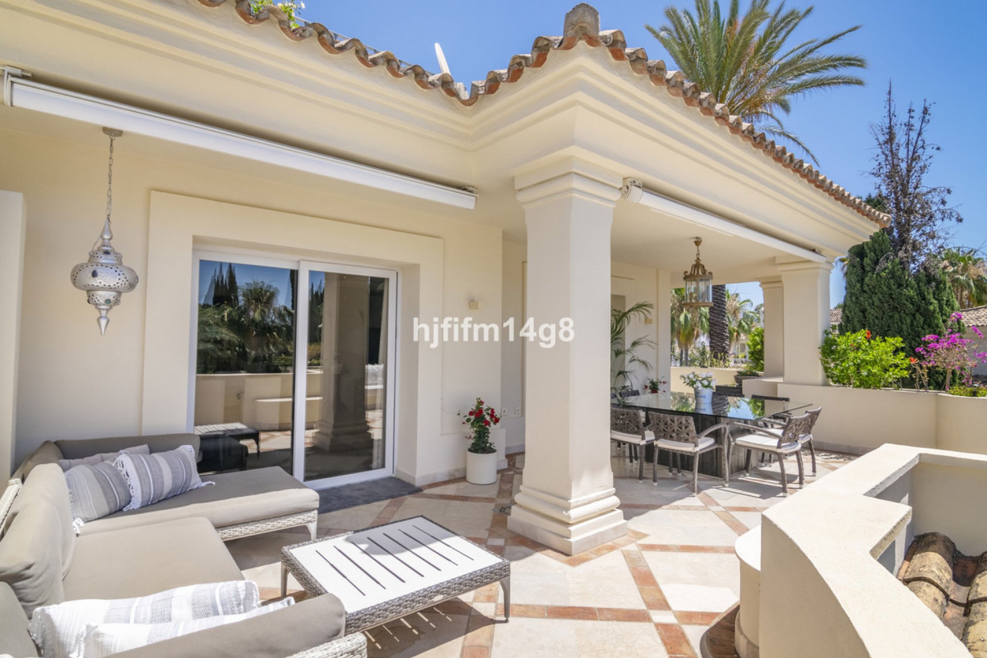 Resale - Apartment - Penthouse - Marbella - Nueva Andalucia