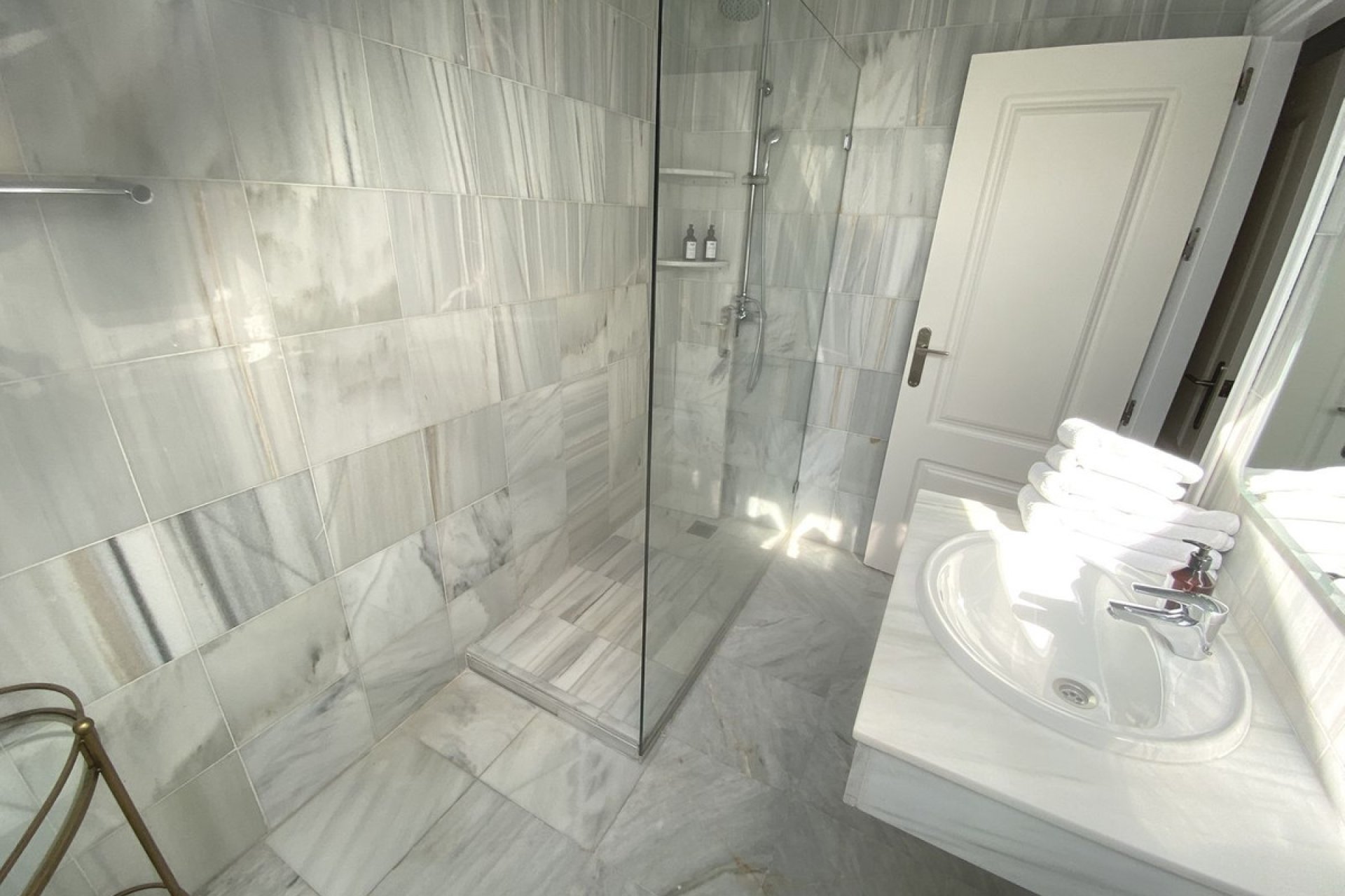 Resale - Apartment - Penthouse - Marbella - Nueva Andalucia