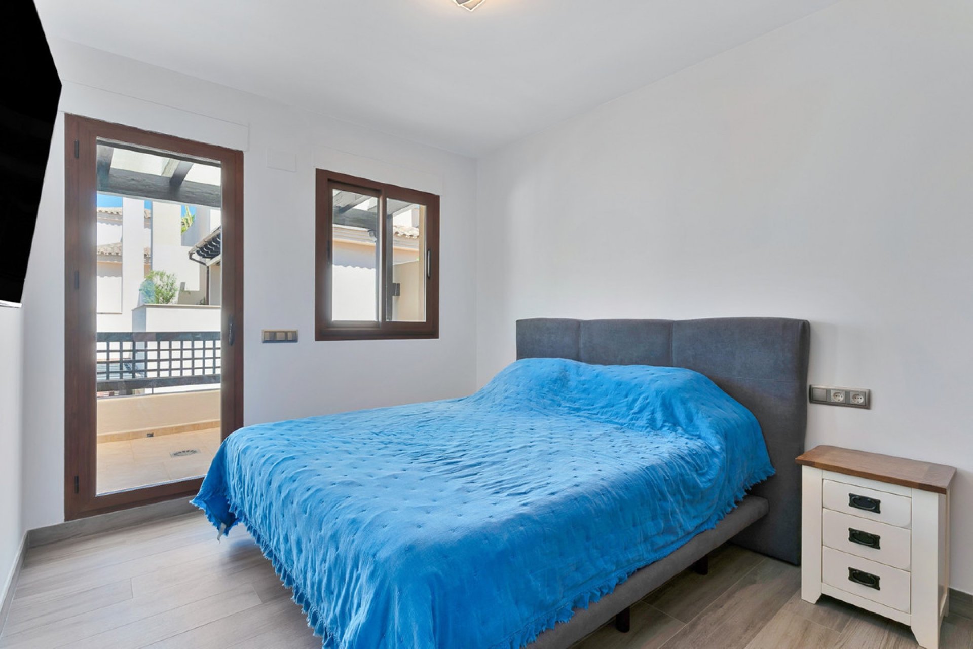 Resale - Apartment - Penthouse - Marbella - Nueva Andalucia