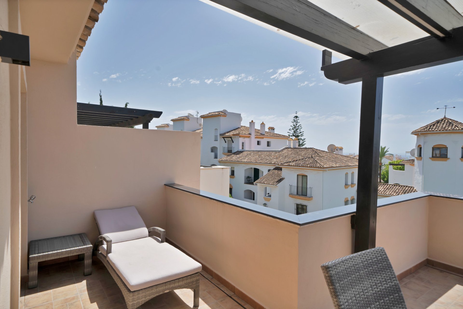 Resale - Apartment - Penthouse - Marbella - Nueva Andalucia