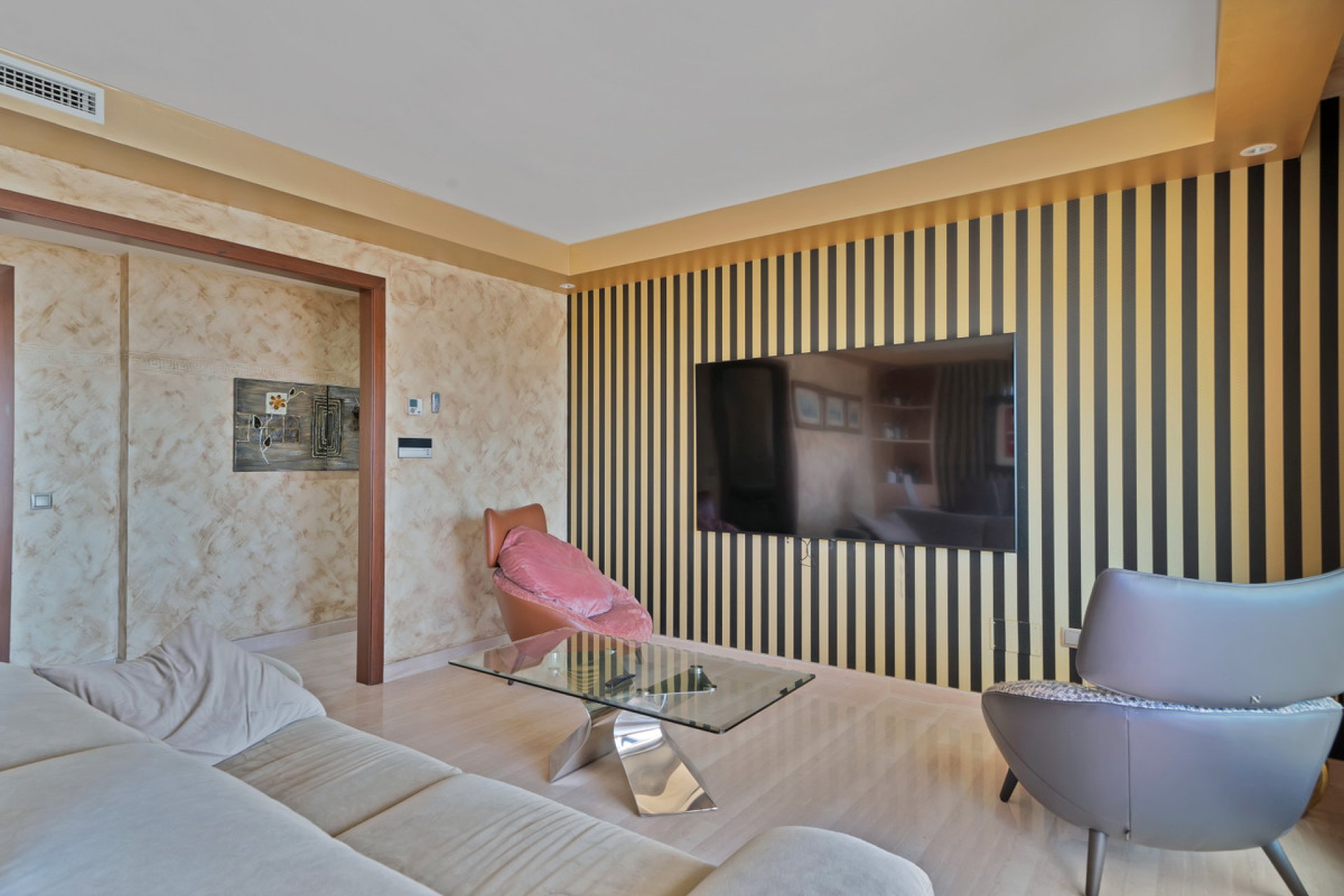 Resale - Apartment - Penthouse - Marbella - Nueva Andalucia