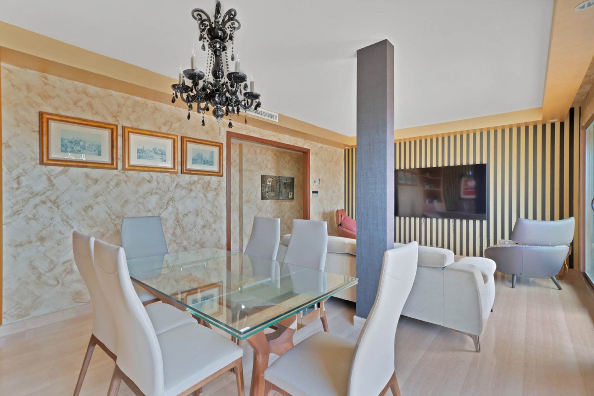 Resale - Apartment - Penthouse - Marbella - Nueva Andalucia