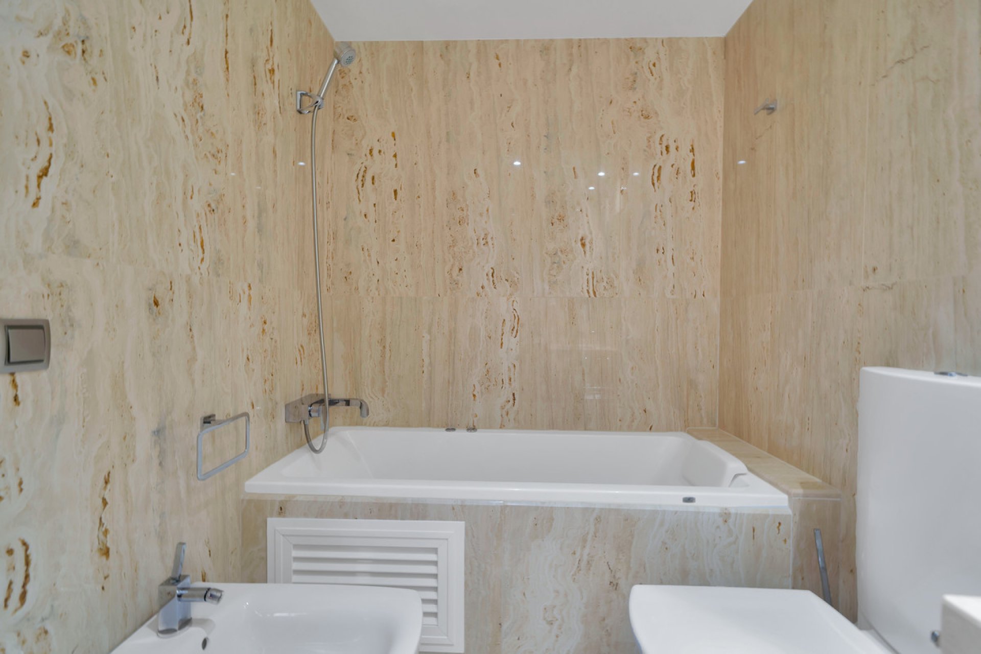 Resale - Apartment - Penthouse - Marbella - Nueva Andalucia