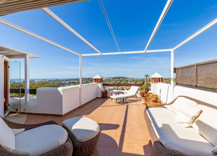 Resale - Apartment - Penthouse - Marbella - Nueva Andalucia