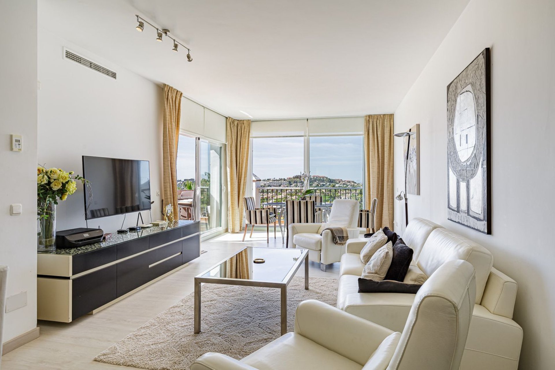 Resale - Apartment - Penthouse - Marbella - Nueva Andalucia