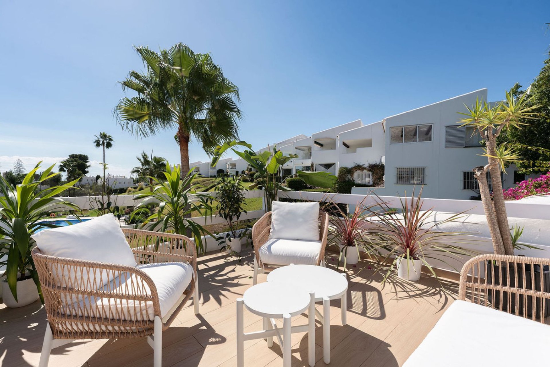 Resale - Apartment - Penthouse - Marbella - Nueva Andalucia