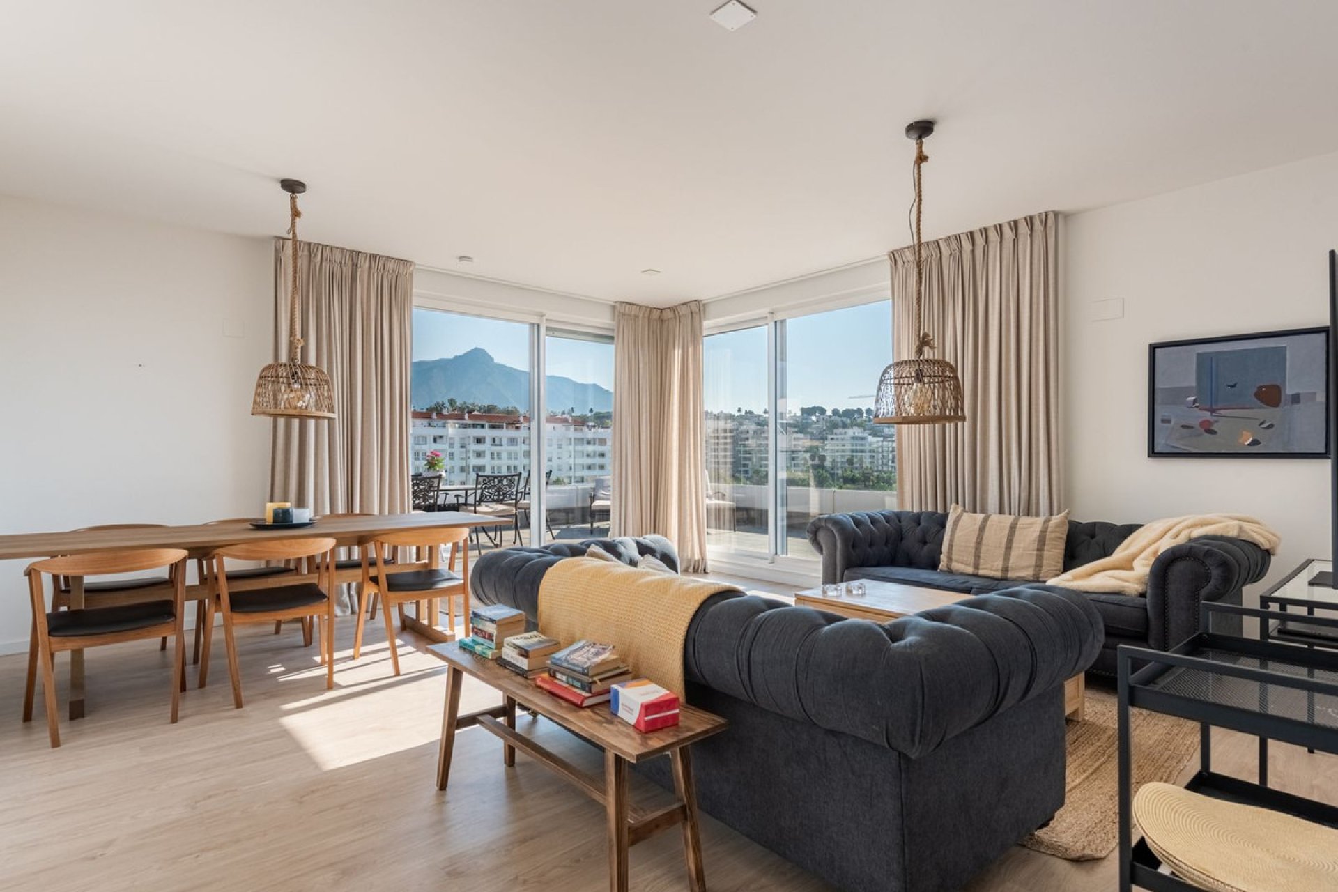 Resale - Apartment - Penthouse - Marbella - Nueva Andalucia