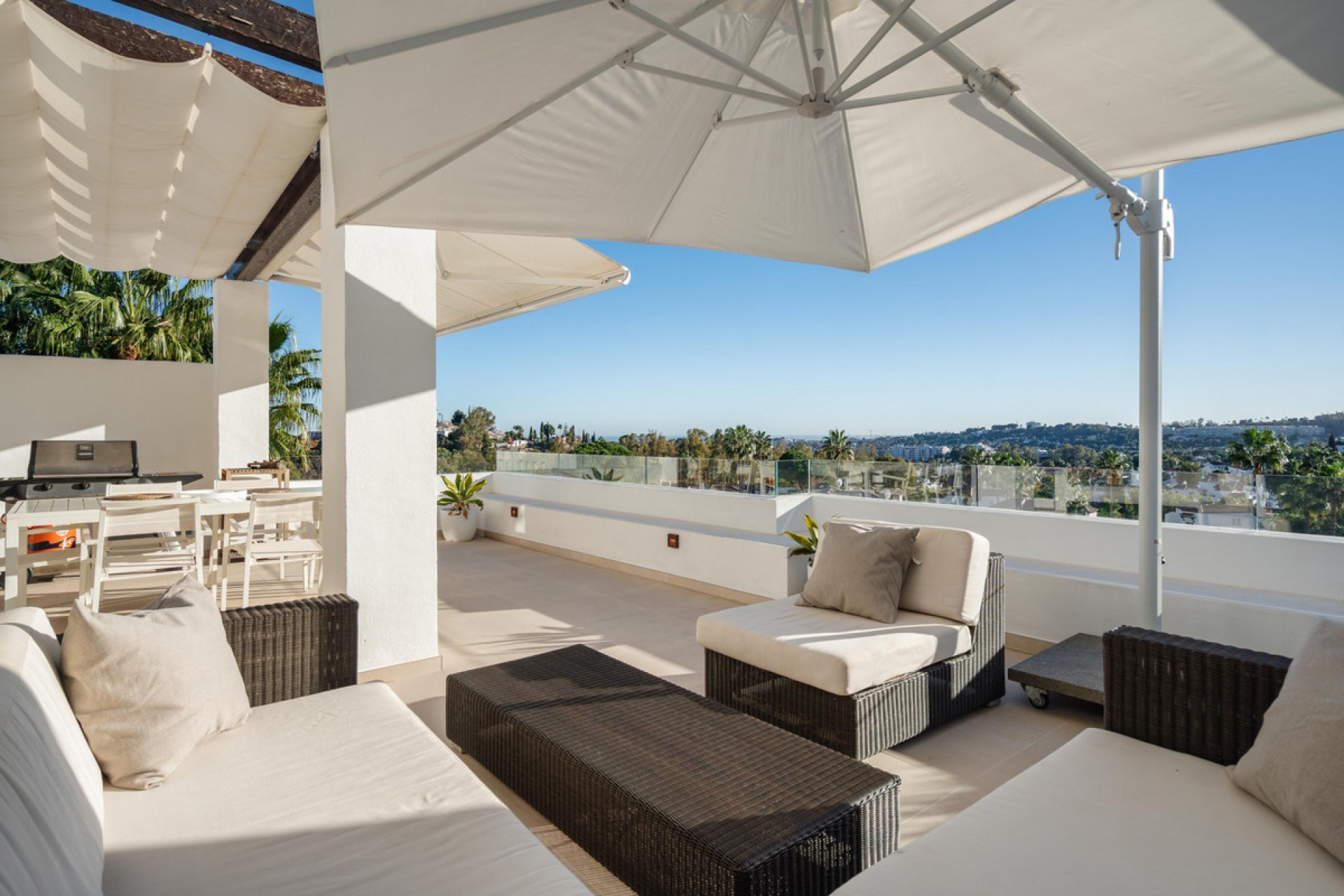 Resale - Apartment - Penthouse - Marbella - Nueva Andalucia