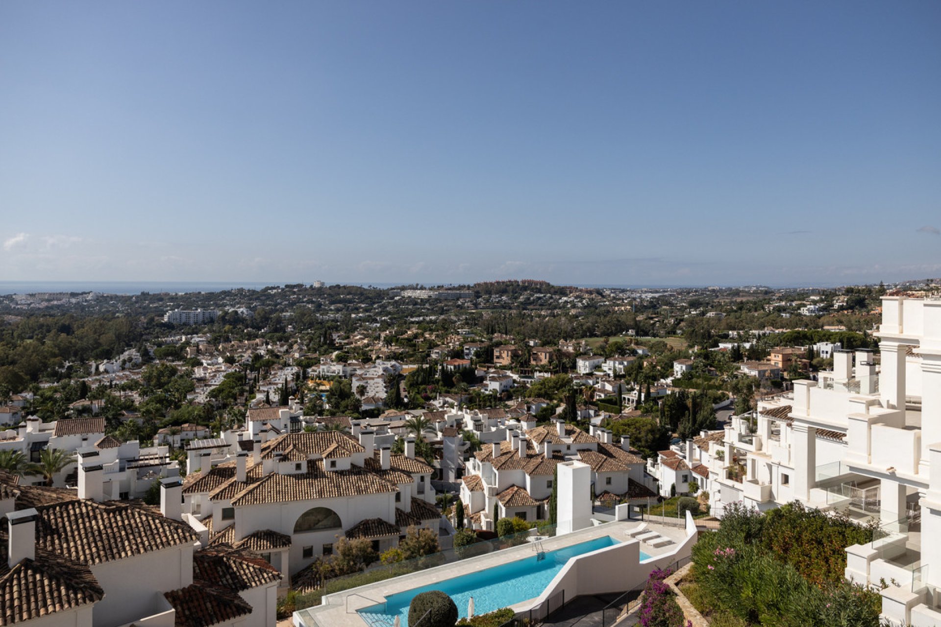 Resale - Apartment - Penthouse - Marbella - Nueva Andalucia