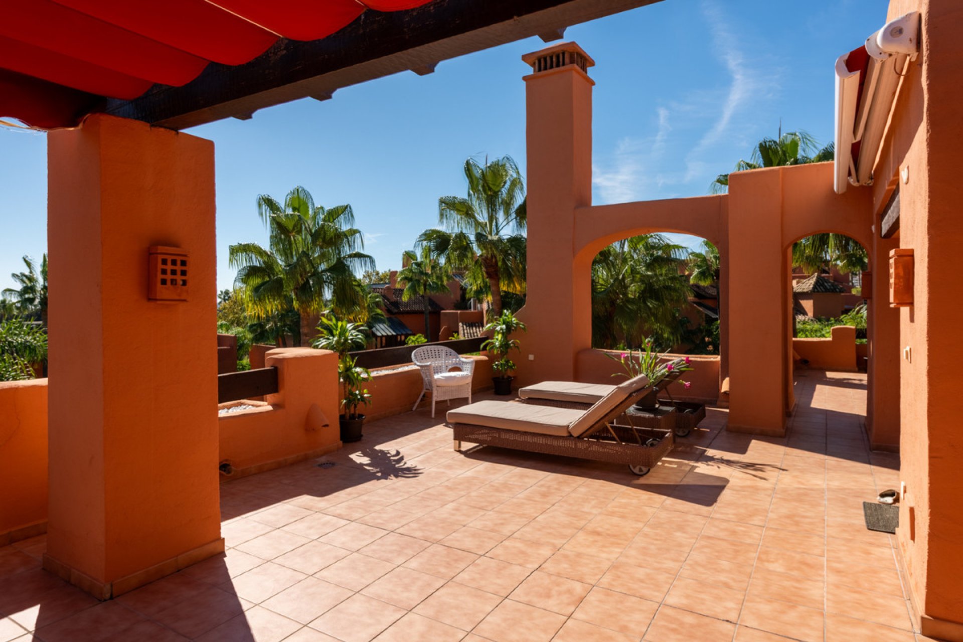 Resale - Apartment - Penthouse - Marbella - Nueva Andalucia