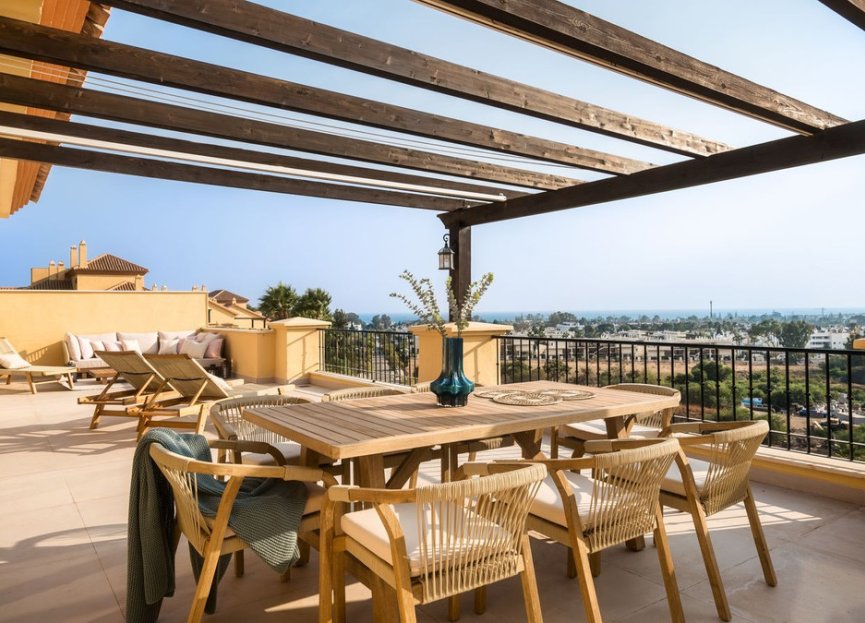 Resale - Apartment - Penthouse - Marbella - Nueva Andalucia