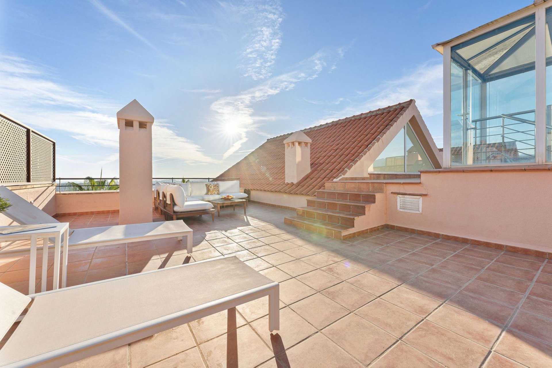 Resale - Apartment - Penthouse - Marbella - Nueva Andalucia