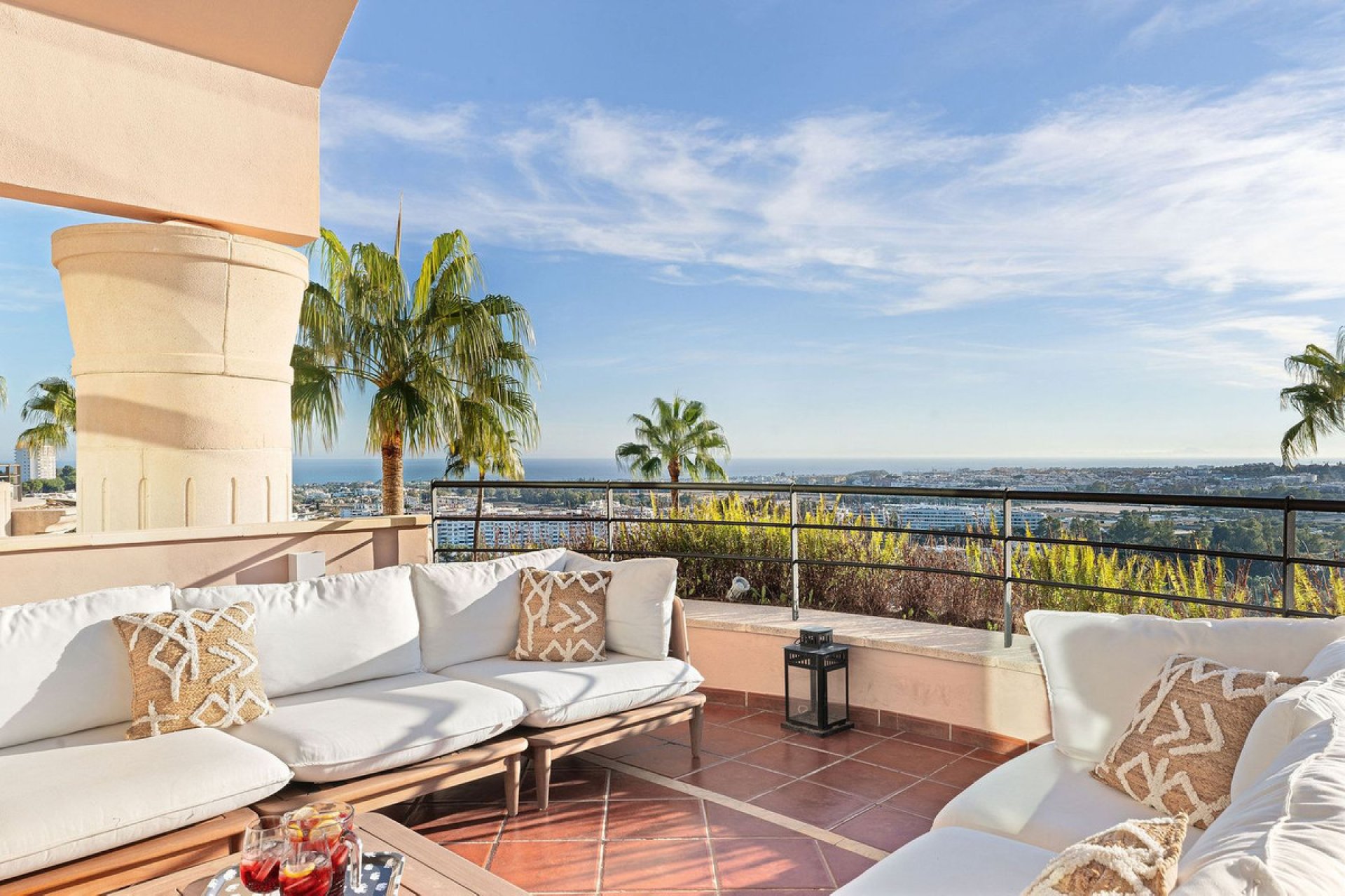 Resale - Apartment - Penthouse - Marbella - Nueva Andalucia