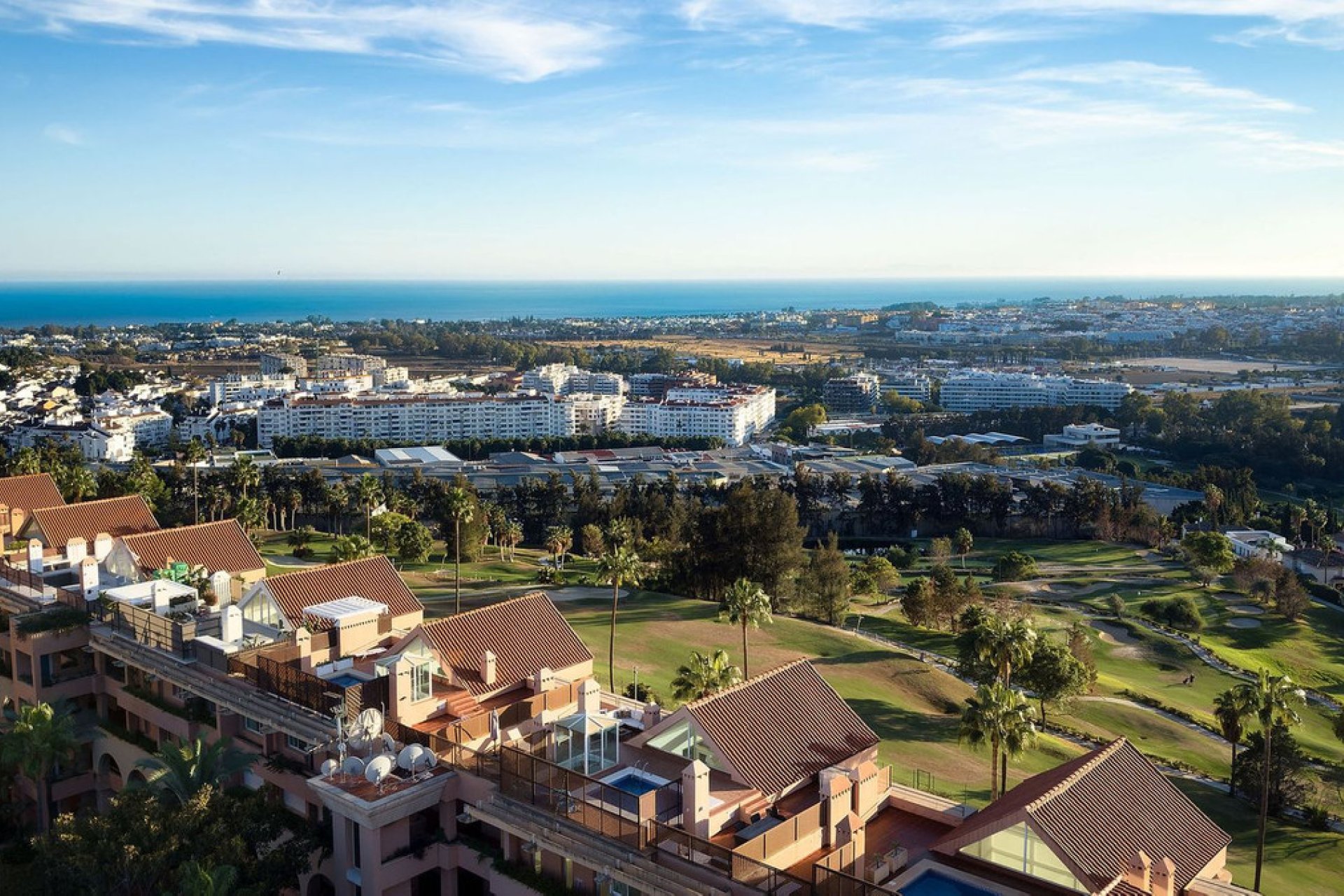 Resale - Apartment - Penthouse - Marbella - Nueva Andalucia