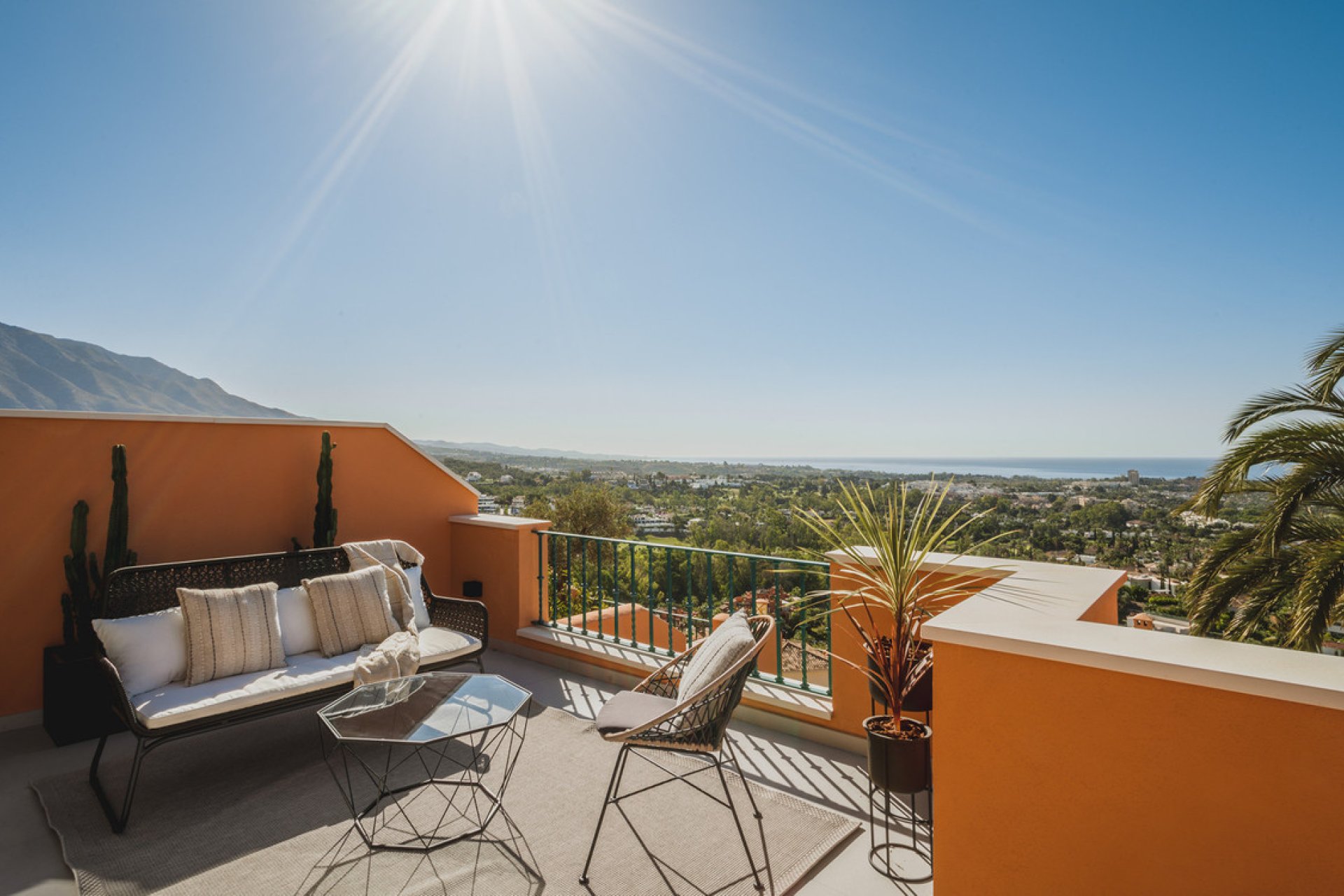 Resale - Apartment - Penthouse - Marbella - Nueva Andalucia