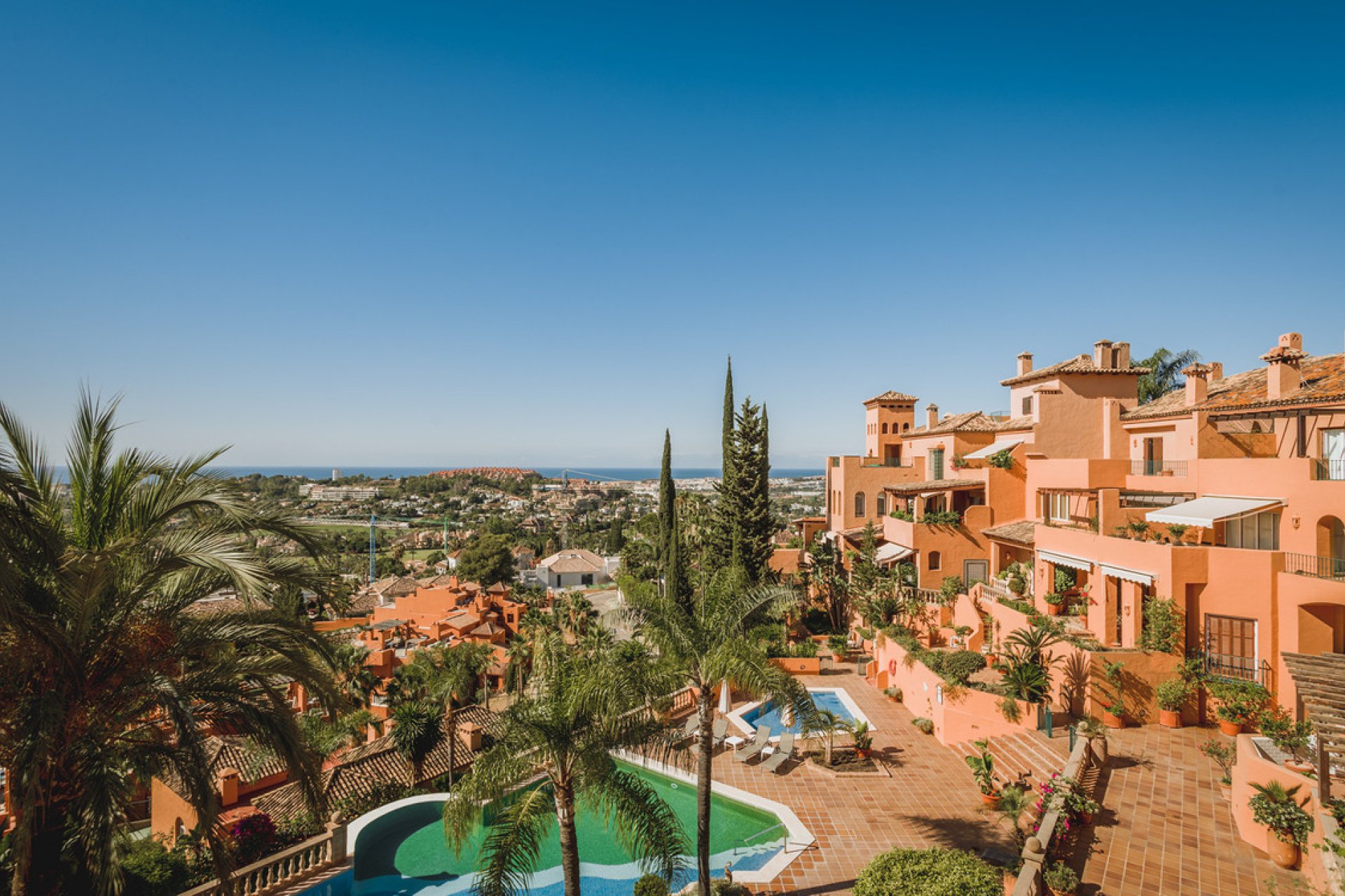 Resale - Apartment - Penthouse - Marbella - Nueva Andalucia