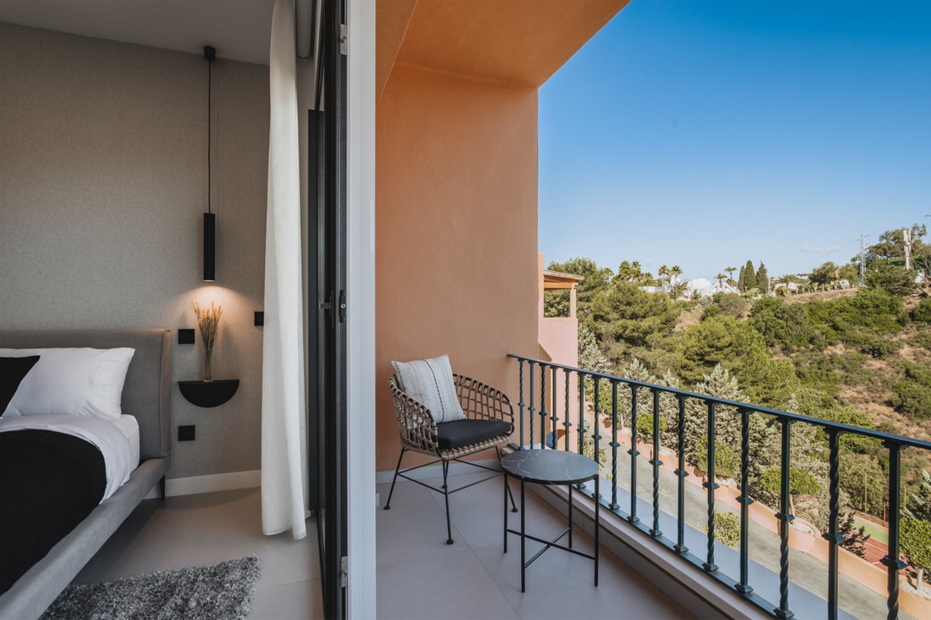 Resale - Apartment - Penthouse - Marbella - Nueva Andalucia