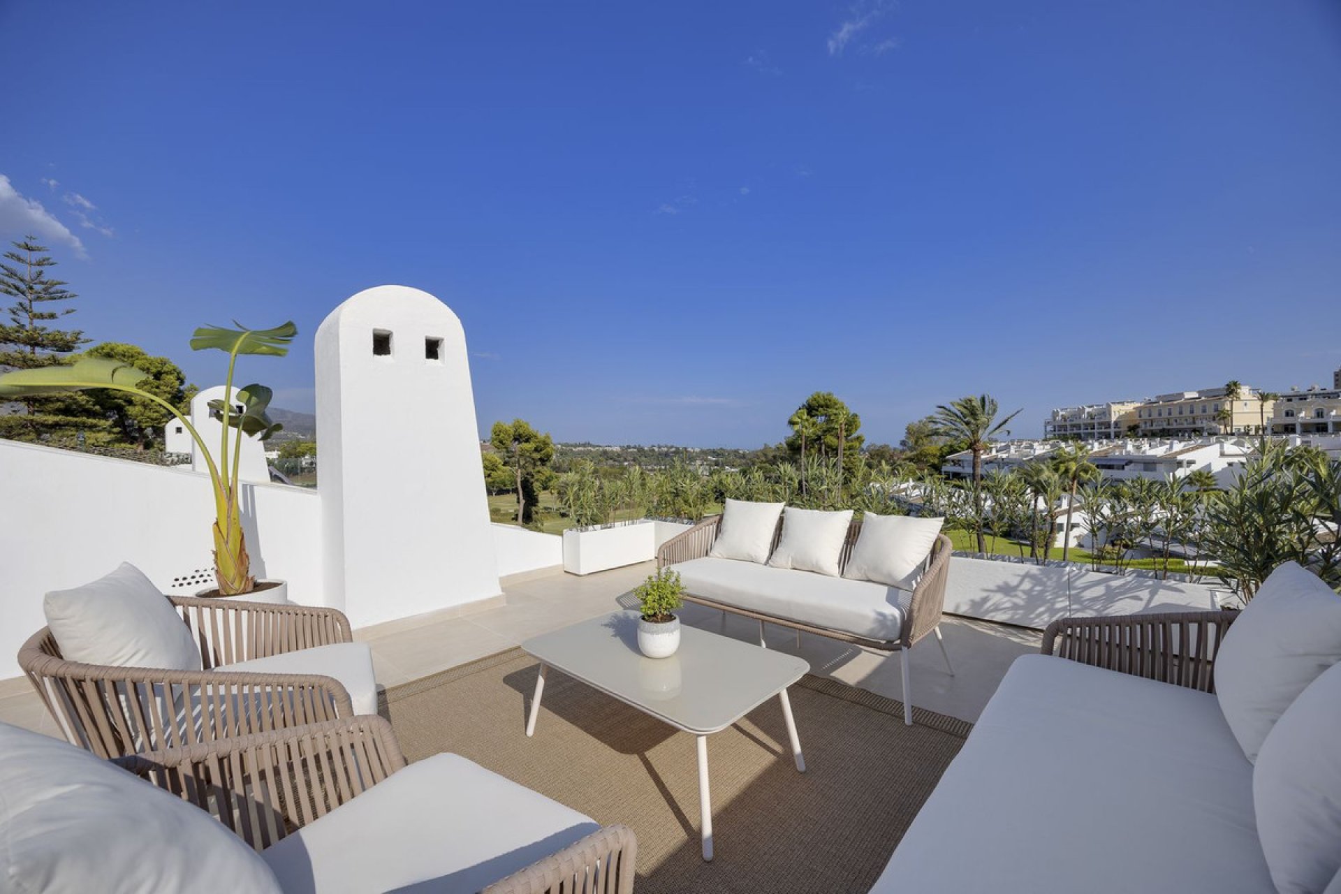 Resale - Apartment - Penthouse - Marbella - Nueva Andalucia