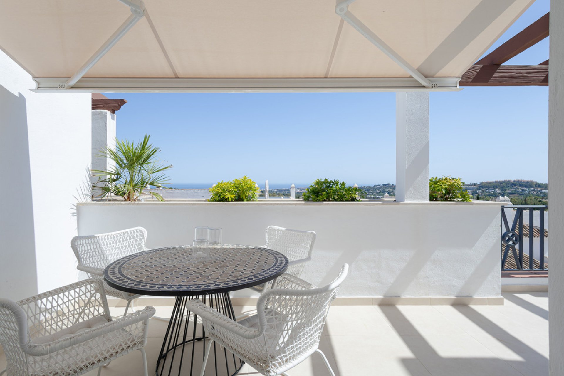 Resale - Apartment - Penthouse - Marbella - Nueva Andalucia