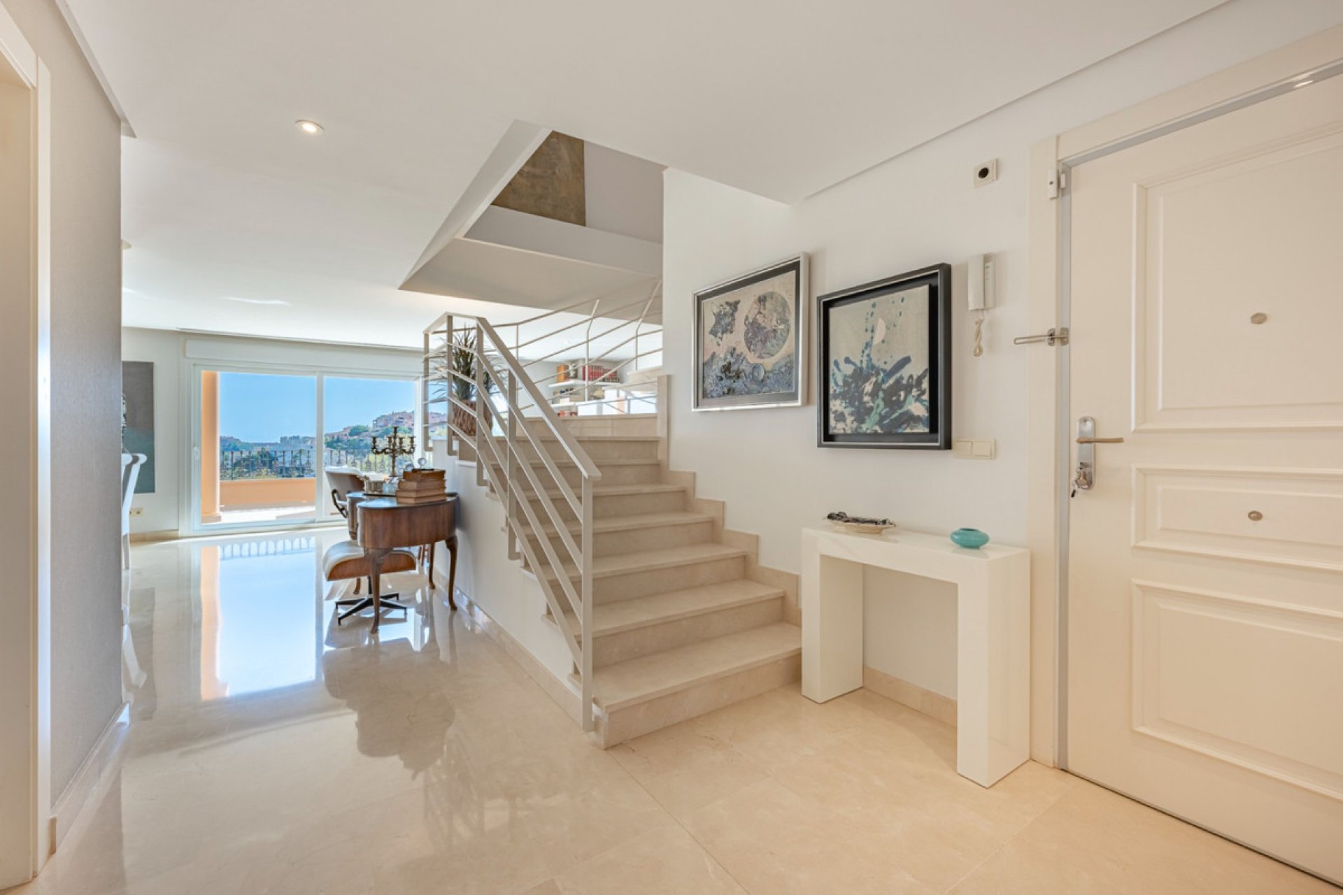 Resale - Apartment - Penthouse - Marbella - Nueva Andalucia