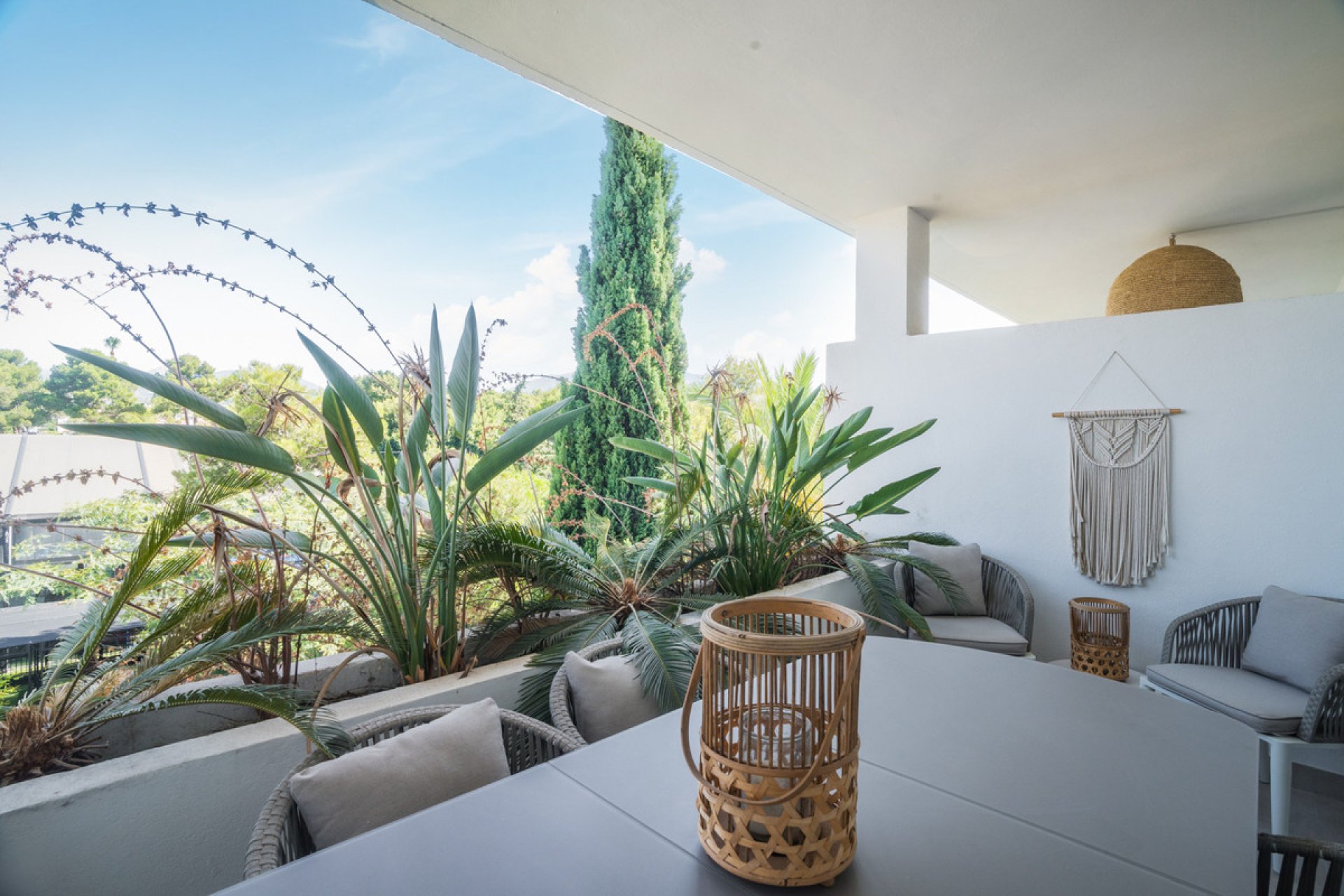 Resale - Apartment - Penthouse - Marbella - Nueva Andalucia