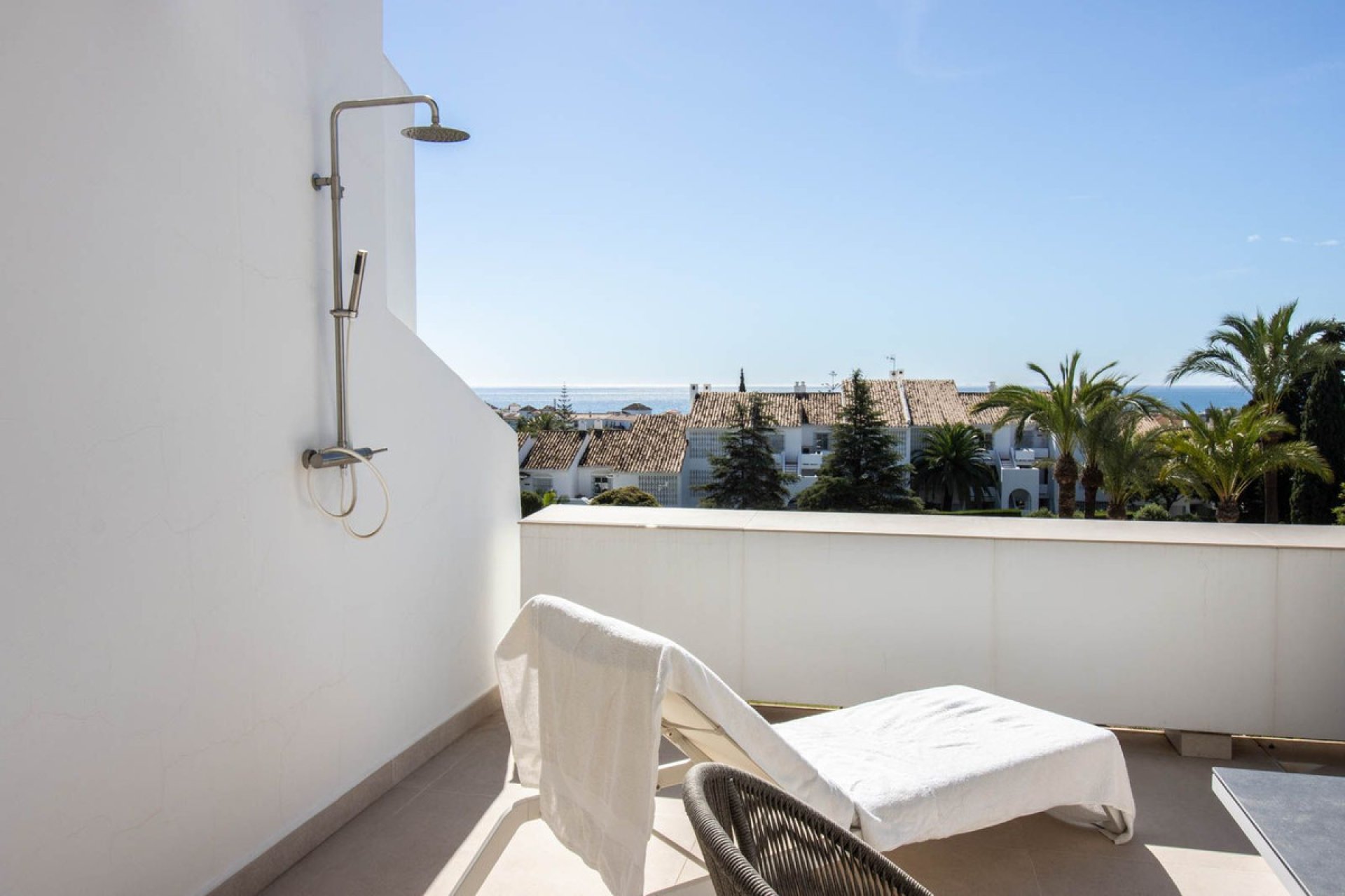 Resale - Apartment - Penthouse - Marbella - Nueva Andalucia