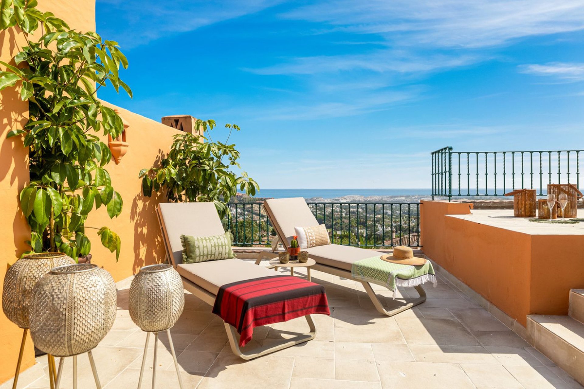 Resale - Apartment - Penthouse - Marbella - Nueva Andalucia