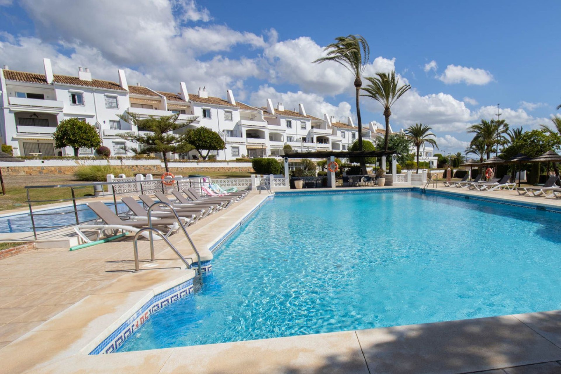 Resale - Apartment - Penthouse - Marbella - Nueva Andalucia