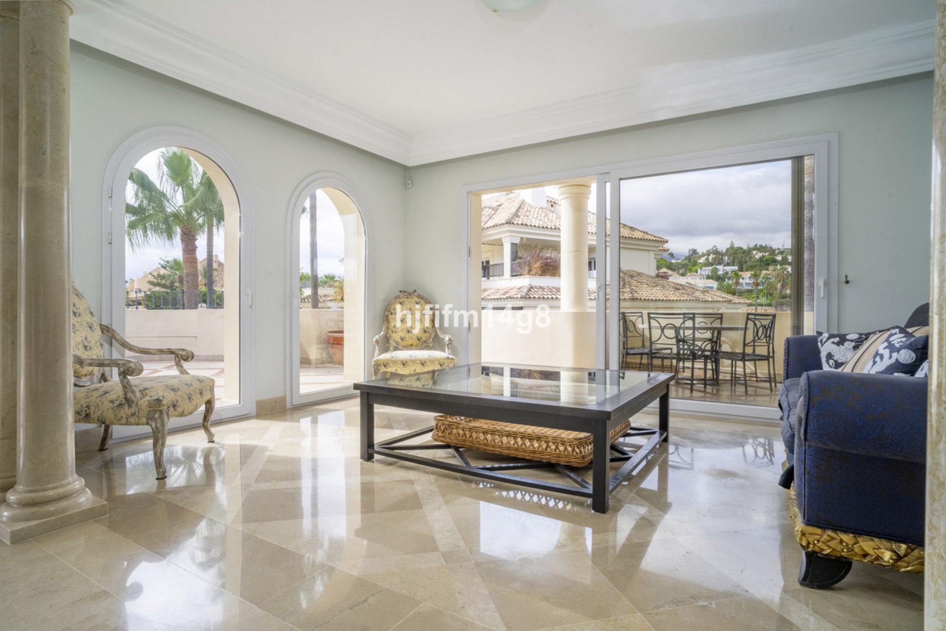 Resale - Apartment - Penthouse - Marbella - Nueva Andalucia