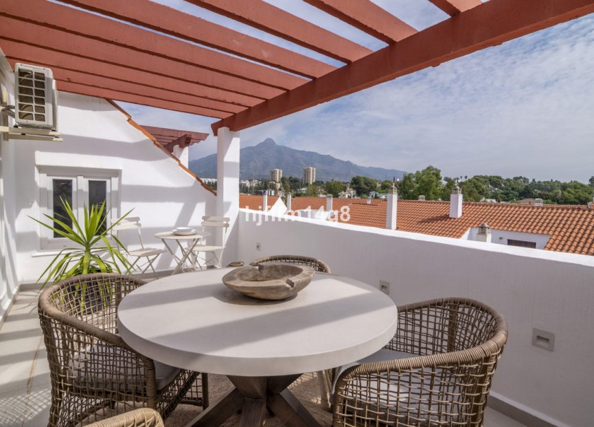 Resale - Apartment - Penthouse - Marbella - Nueva Andalucia