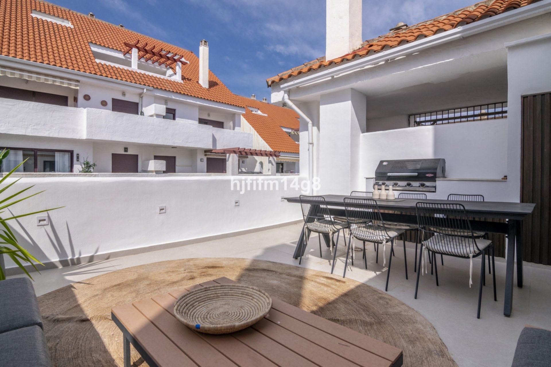 Resale - Apartment - Penthouse - Marbella - Nueva Andalucia