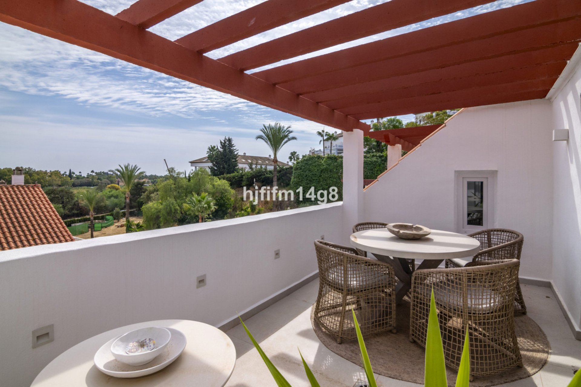 Resale - Apartment - Penthouse - Marbella - Nueva Andalucia