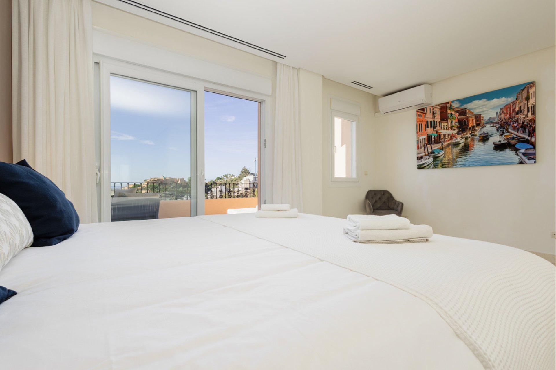 Resale - Apartment - Penthouse - Marbella - Nueva Andalucia