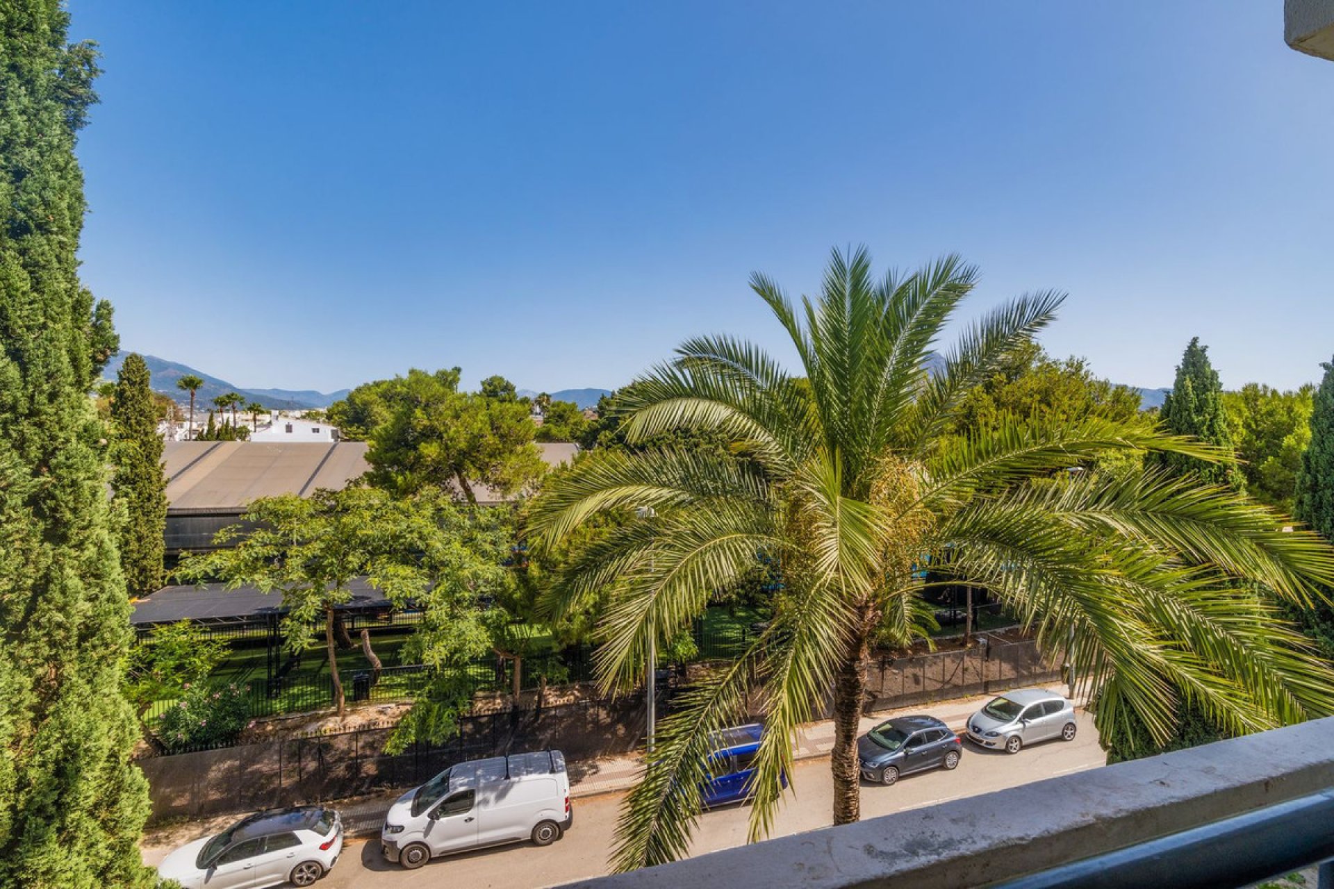 Resale - Apartment - Penthouse - Marbella - Nueva Andalucia