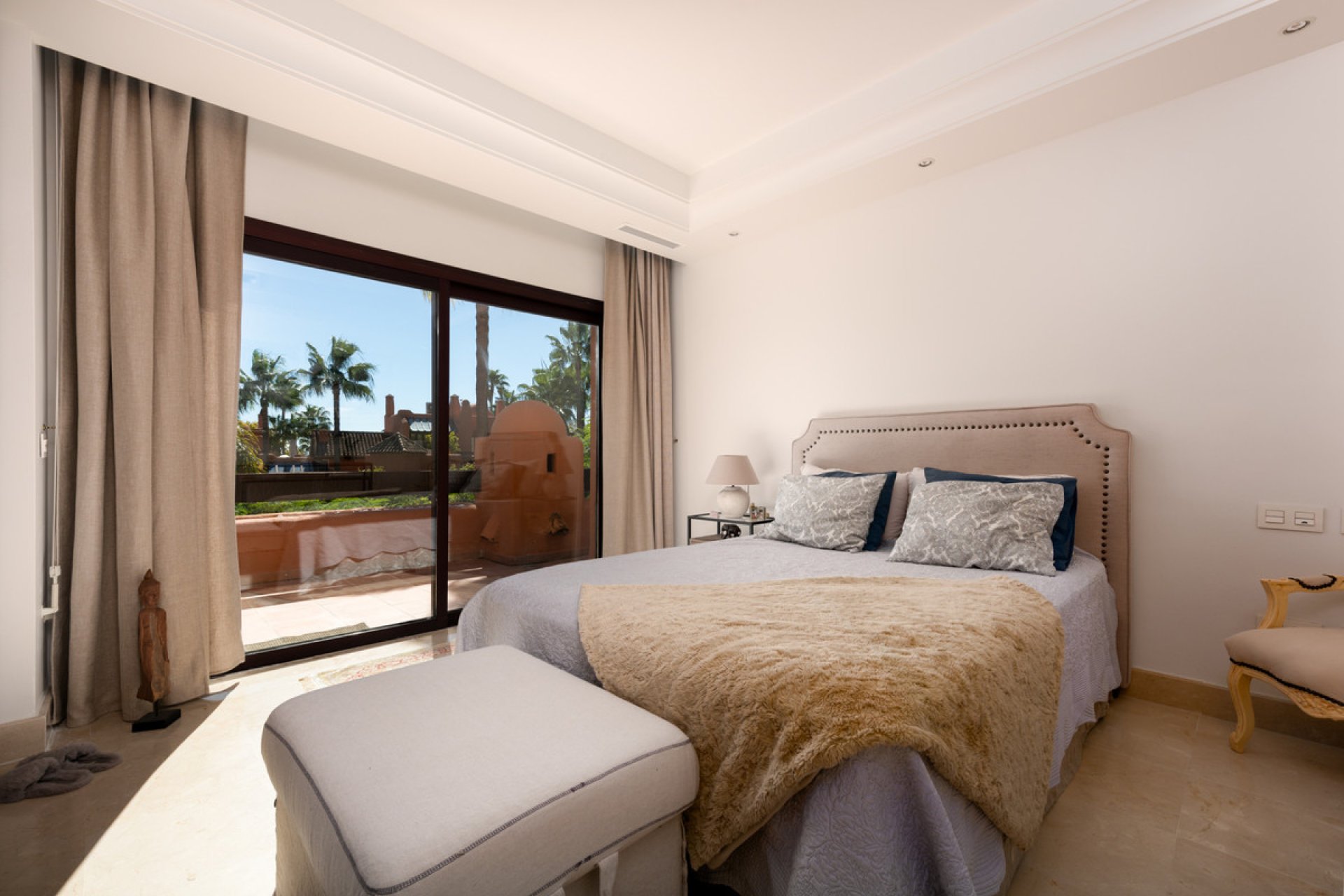 Resale - Apartment - Penthouse - Marbella - Nueva Andalucia