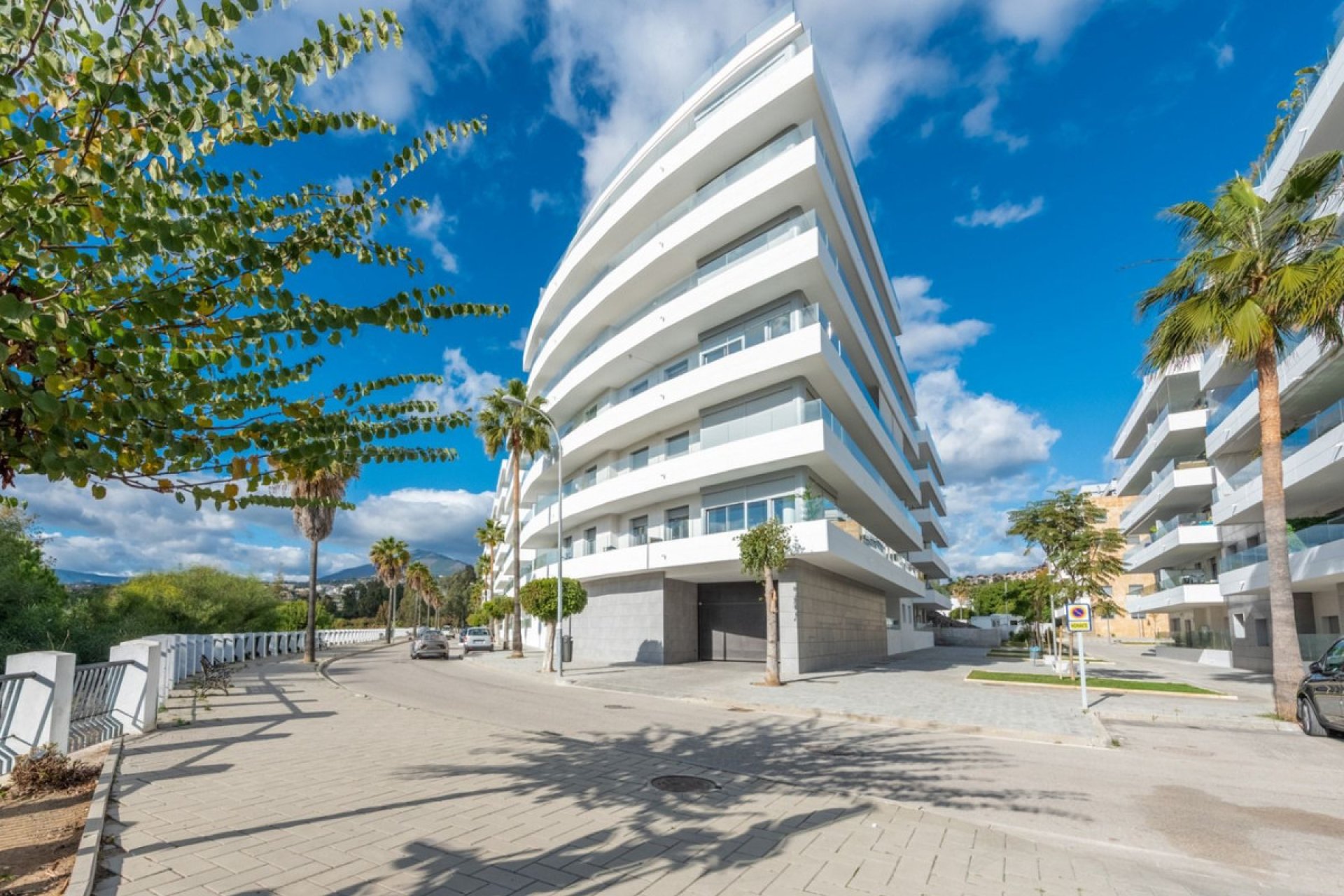 Resale - Apartment - Penthouse - Marbella - Nueva Andalucia