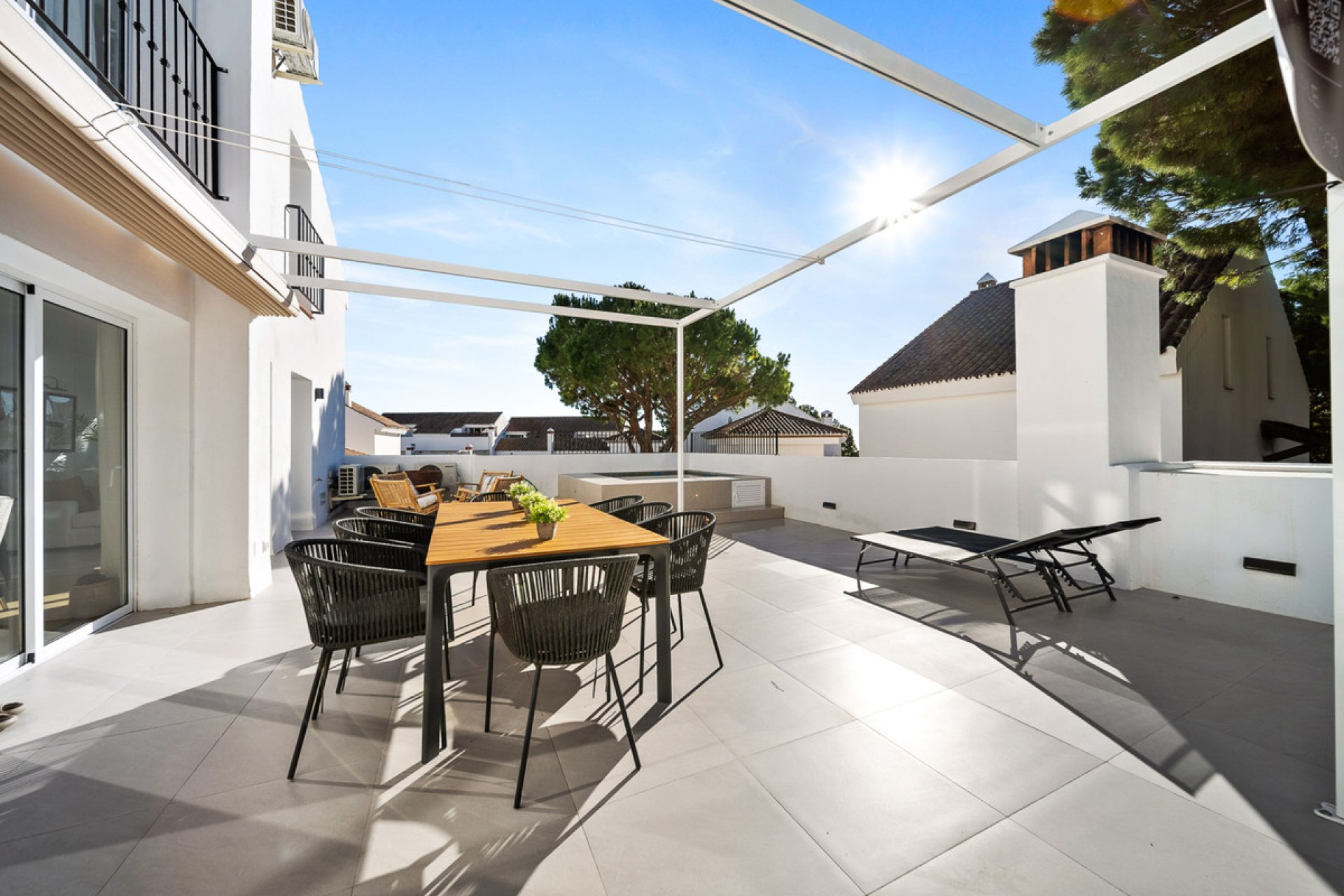 Resale - Apartment - Penthouse - Marbella - Nueva Andalucia