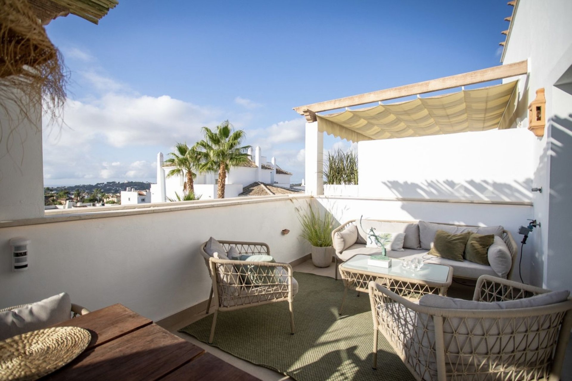 Resale - Apartment - Penthouse - Marbella - Nueva Andalucia