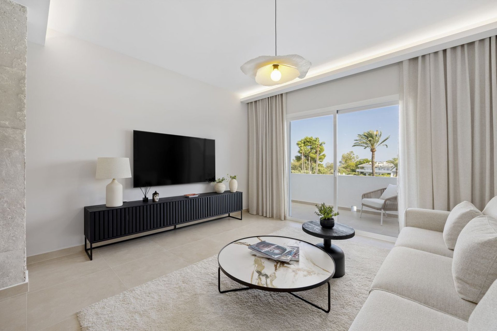 Resale - Apartment - Penthouse - Marbella - Nueva Andalucia