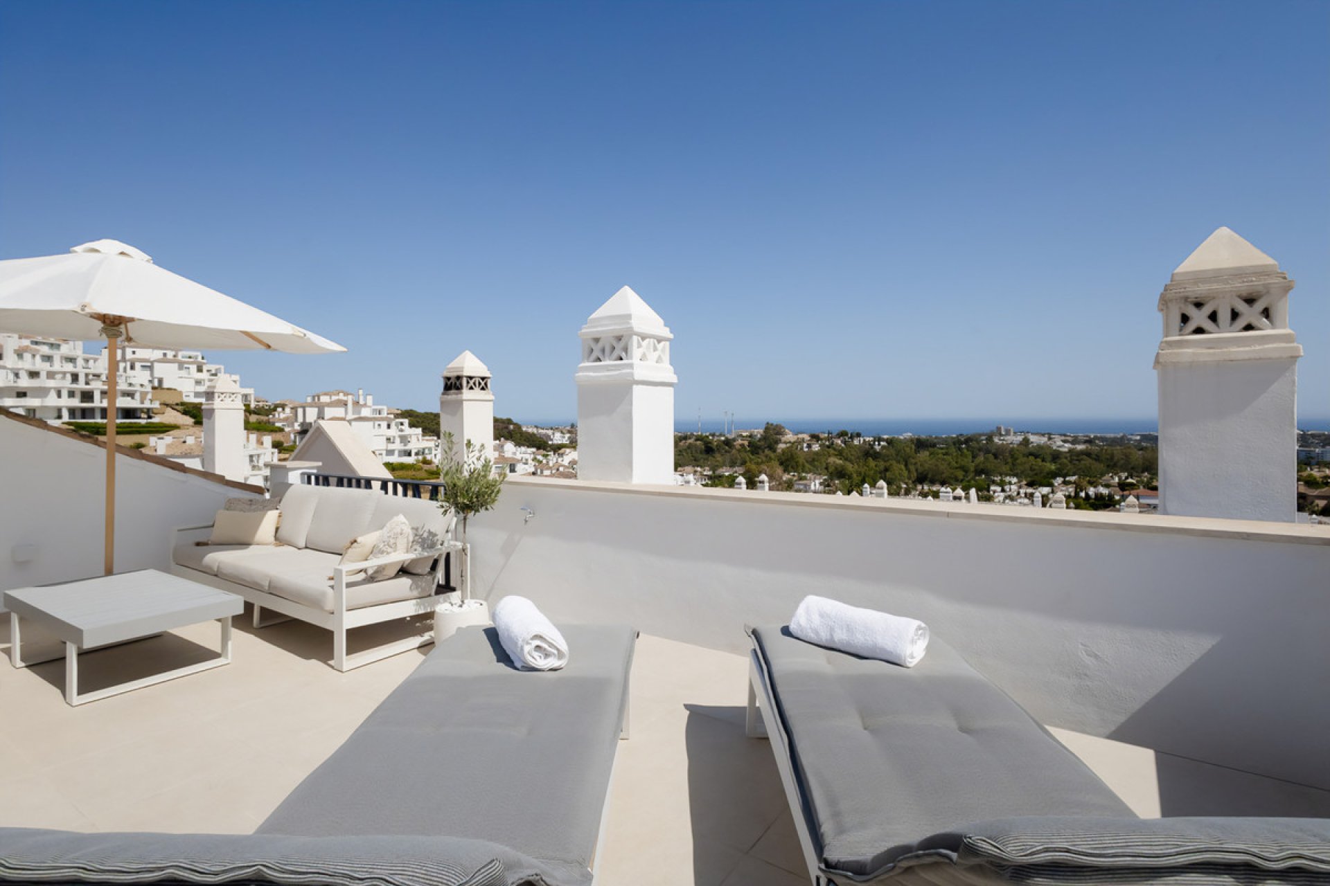 Resale - Apartment - Penthouse - Marbella - Nueva Andalucia